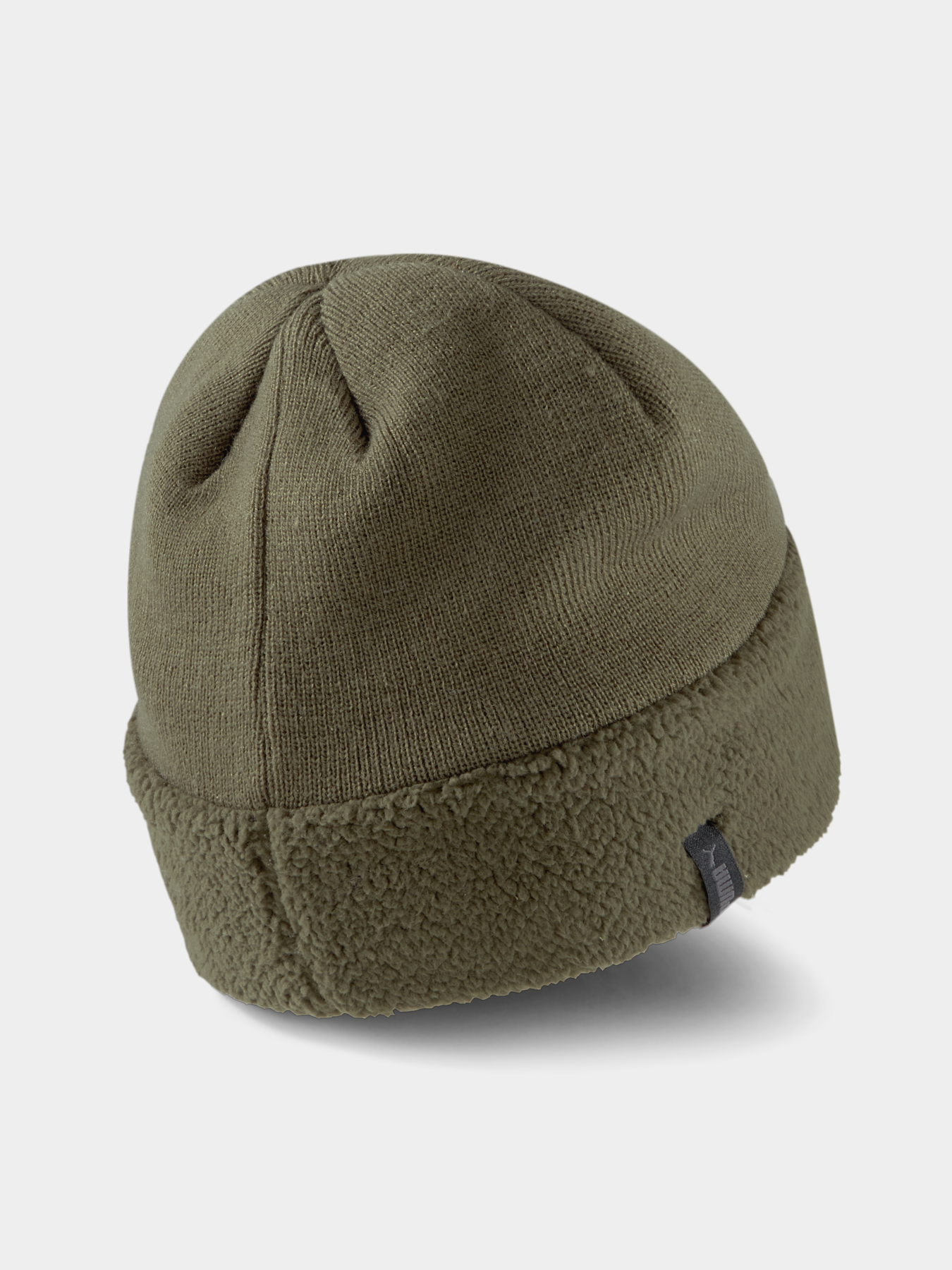 Шапка PUMA Classic Cuff Sherpa Beanie модель 023448 Фото