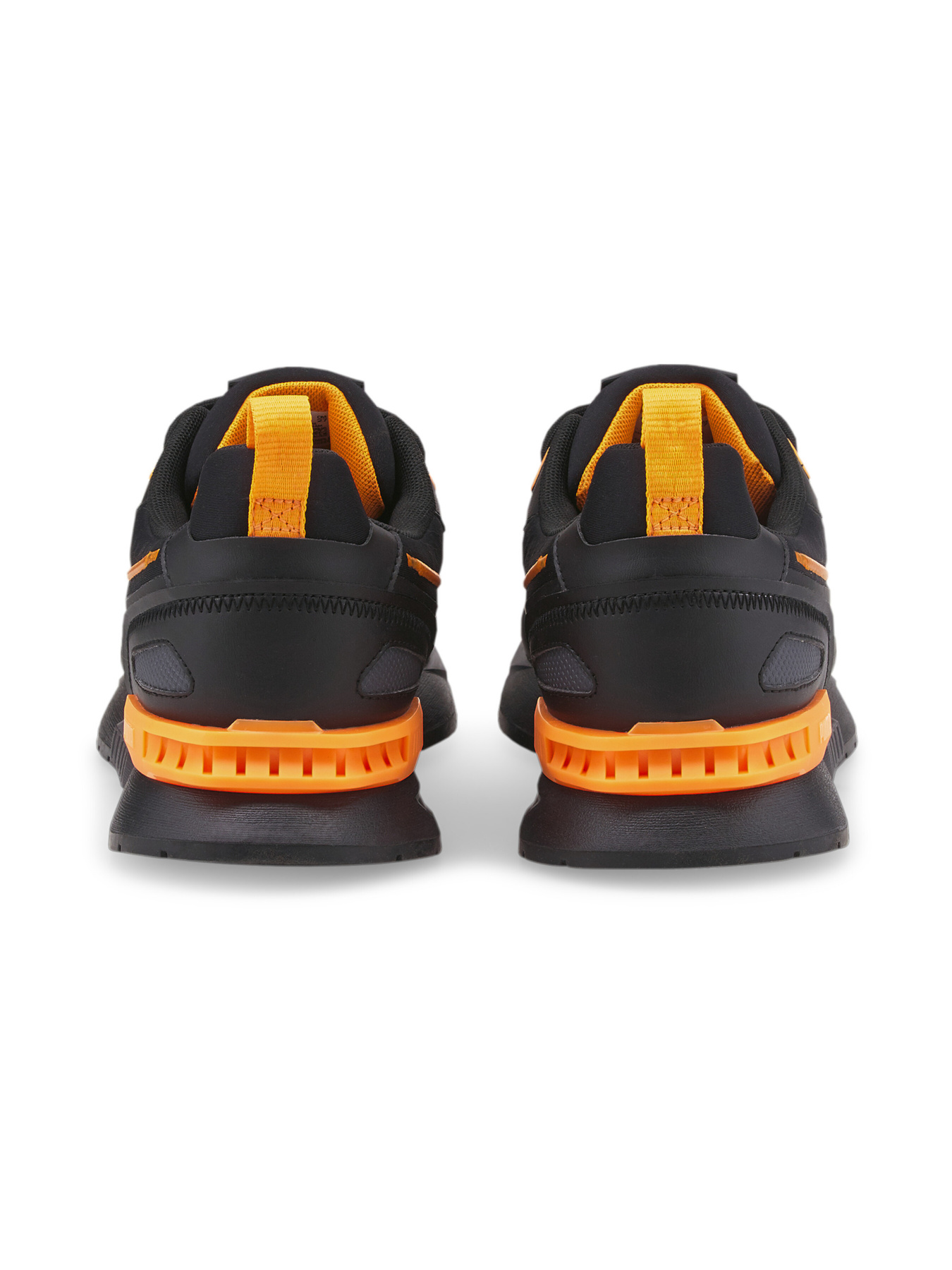 Кроссовки PUMA модель 381673 Фото