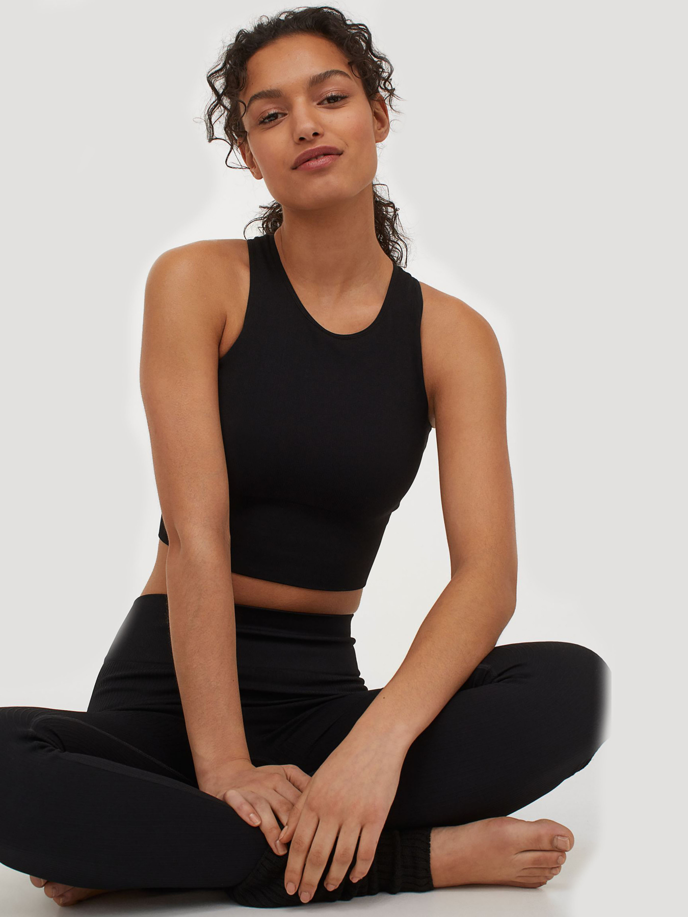 Топ спортивный H&M модель 53313 Фото