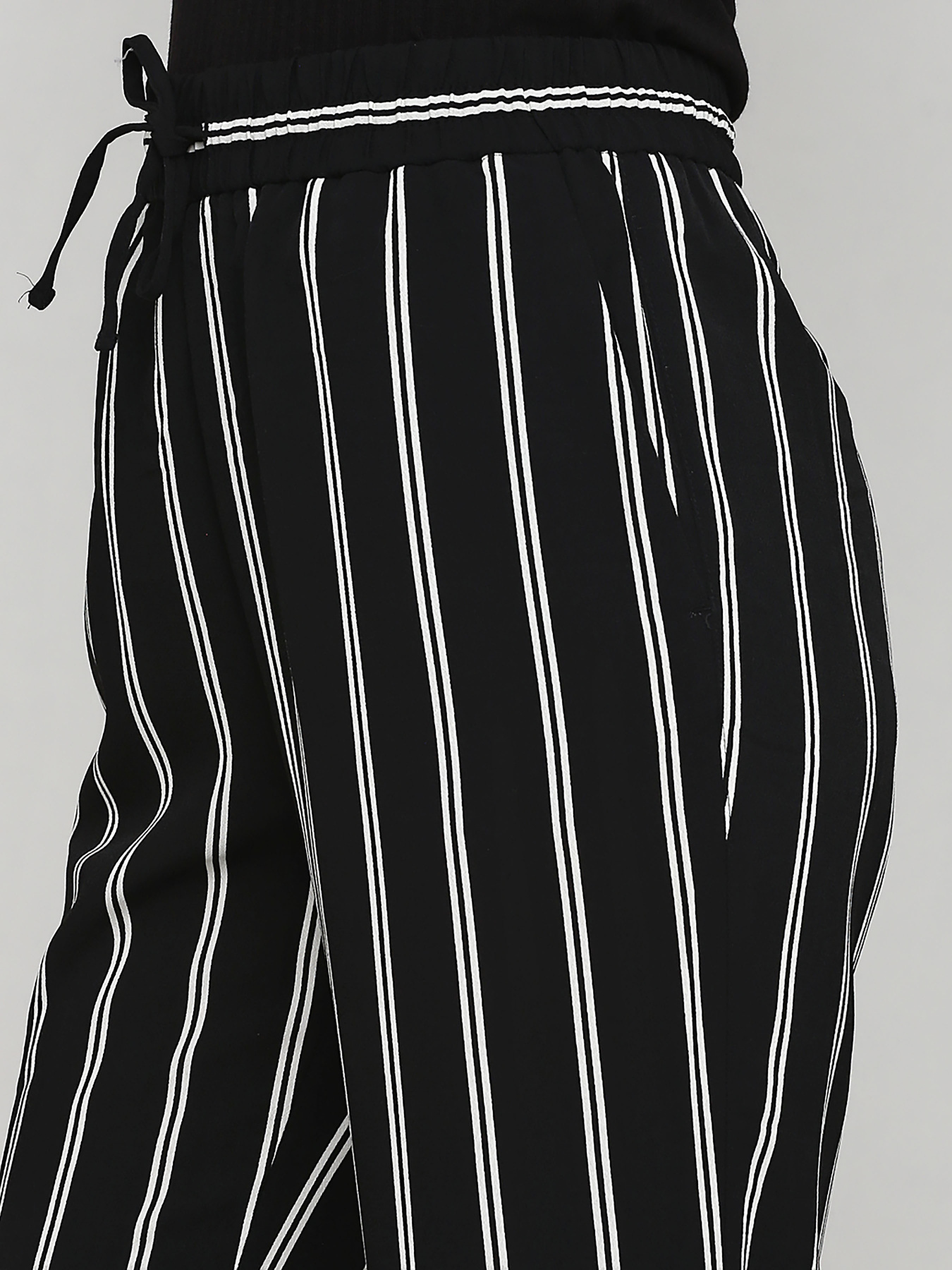 Брюки повседневные Monki модель 10038803 Фото