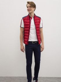 Жилет з утеплювачем US Polo модель G081SZ010.000.963780.VR030 Фото