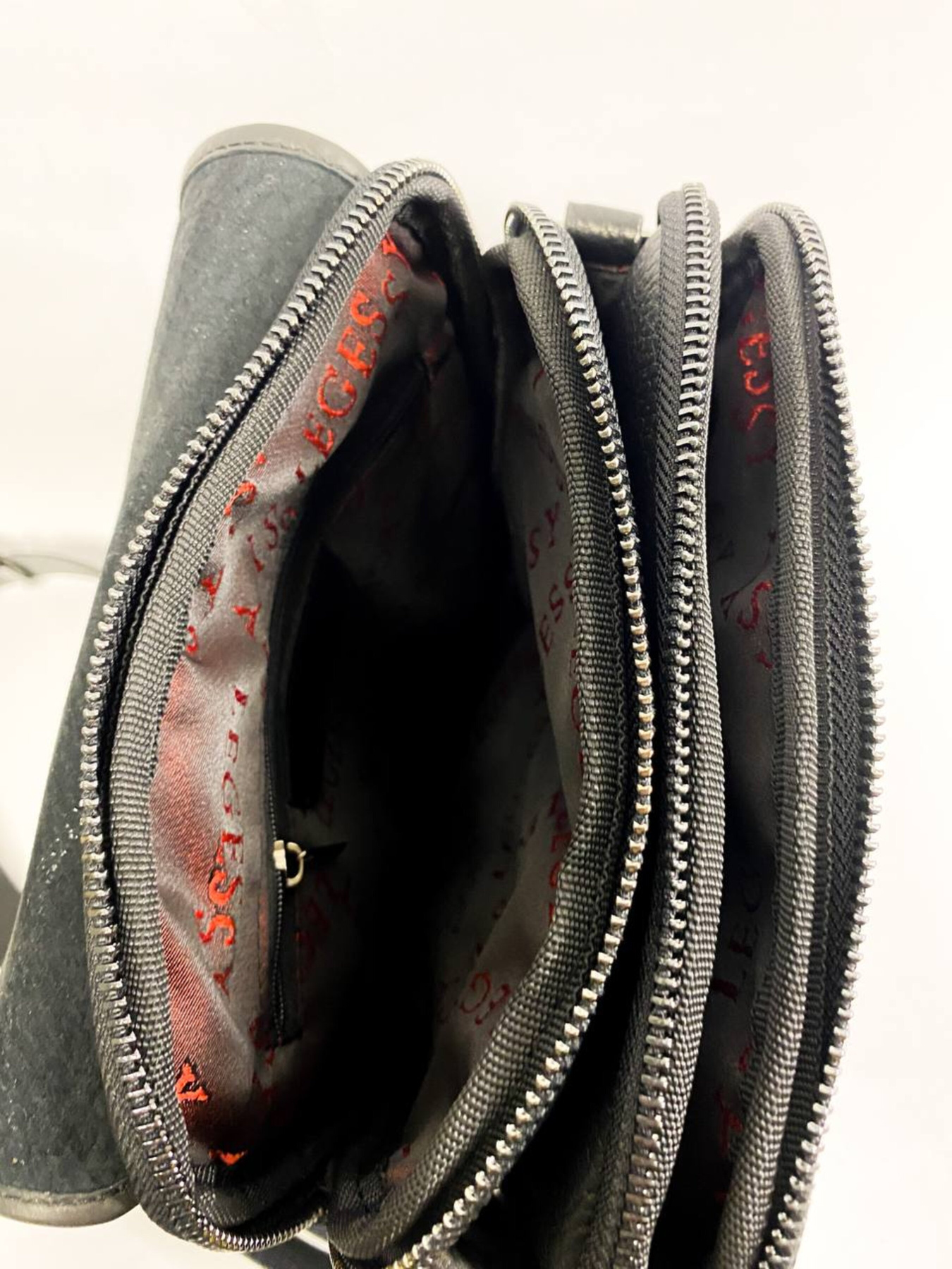 Мессенджер Legessy модель F015_3 Фото