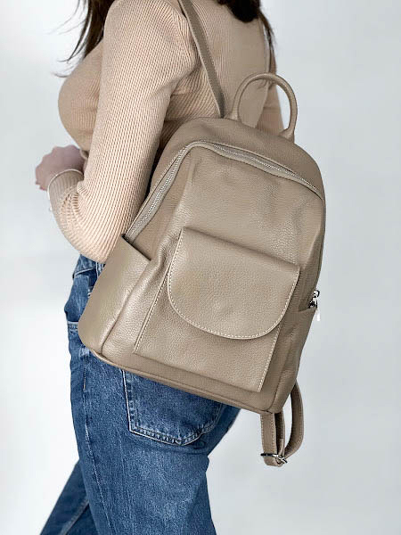 Повседневный рюкзак Bella Bertucci модель 1232-98-32 Повседневный рюкзак Bella Bertucci модель 1232-98-32 Фото