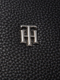 Сумки Tommy Hilfiger модель AW0AW13161-BDS Фото