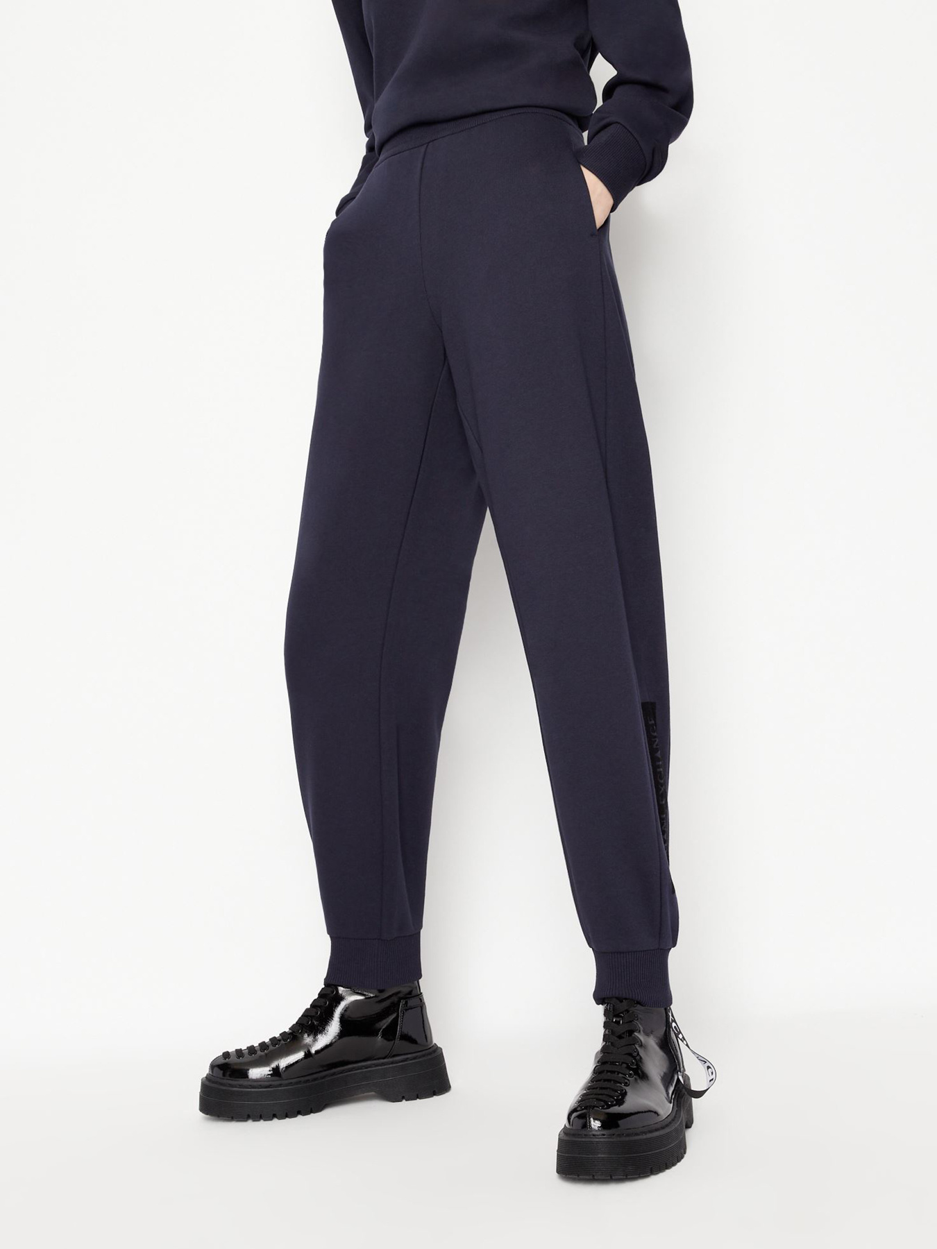 Брюки Armani Exchange модель 6LYP78-YJE5Z-1593 Фото