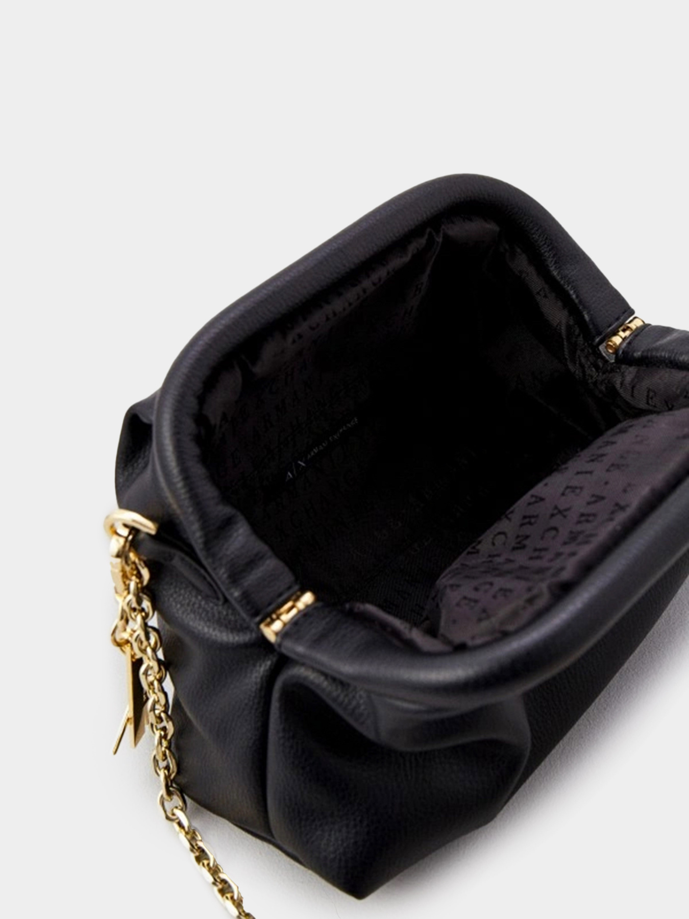 Сумки Armani Exchange модель 942828-2F730-00020 Фото