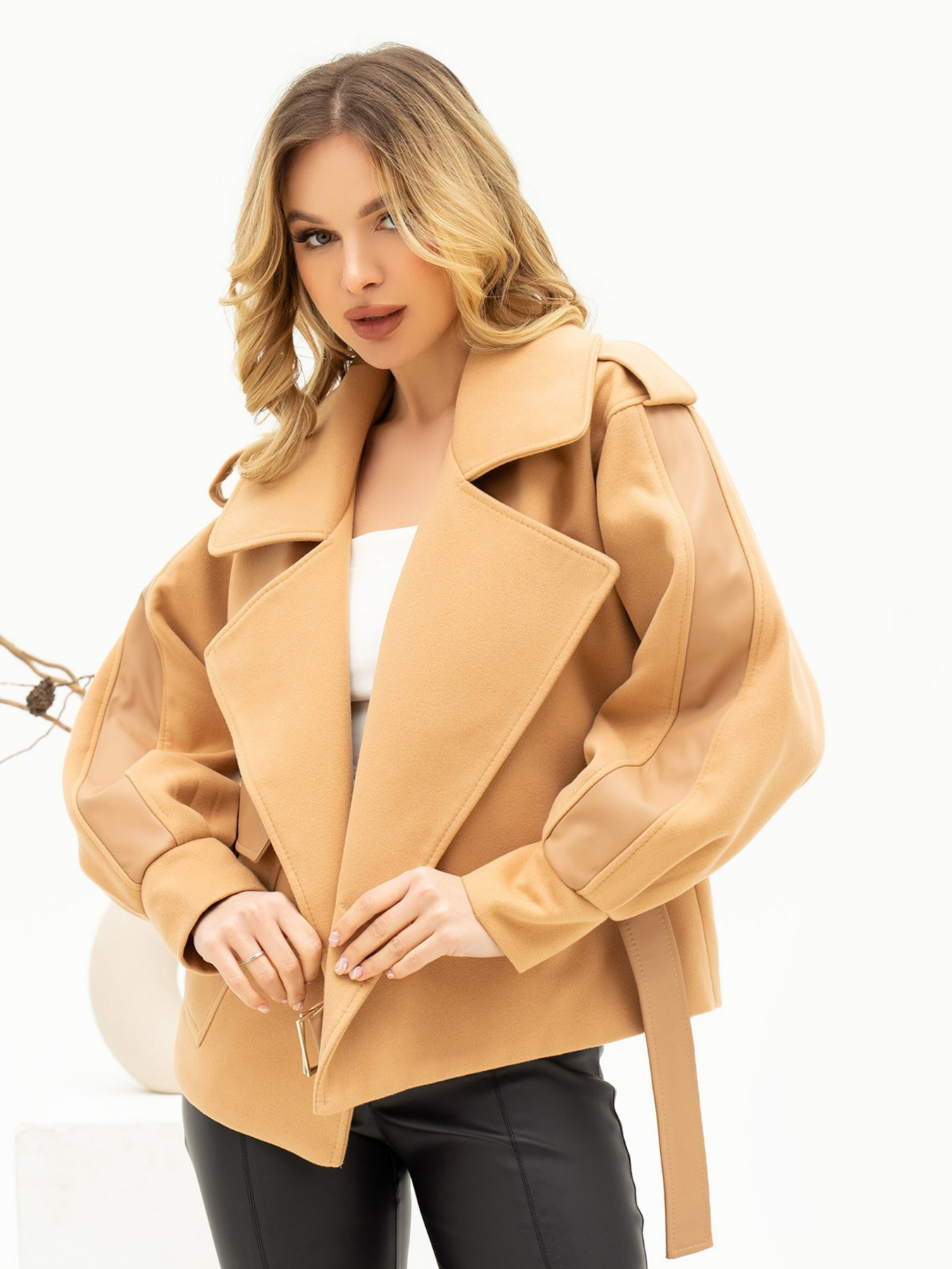 Демисезонная куртка ISSA Plus модель 13706_beige Фото