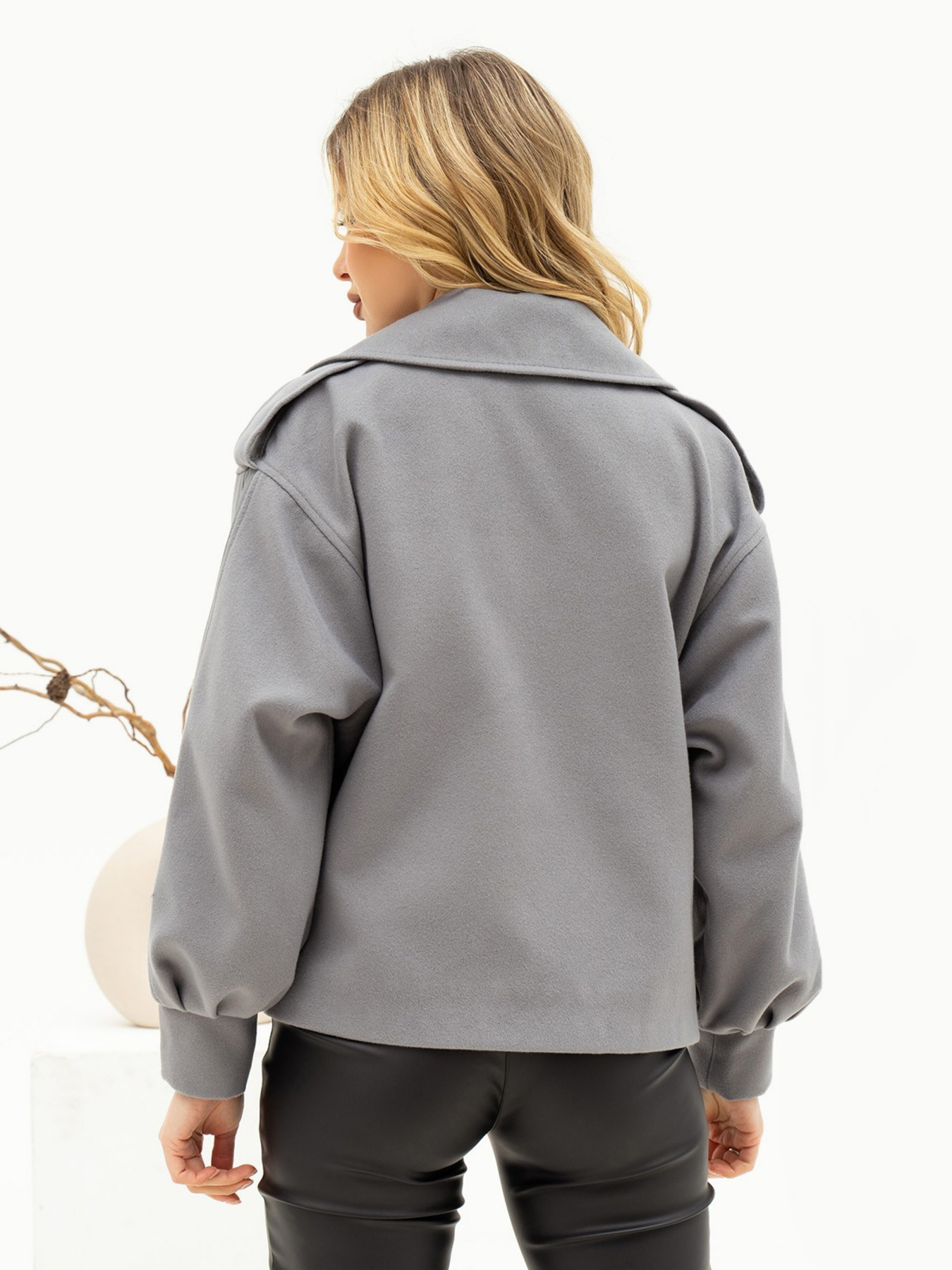 Демисезонная куртка ISSA Plus модель 13706_grey Фото