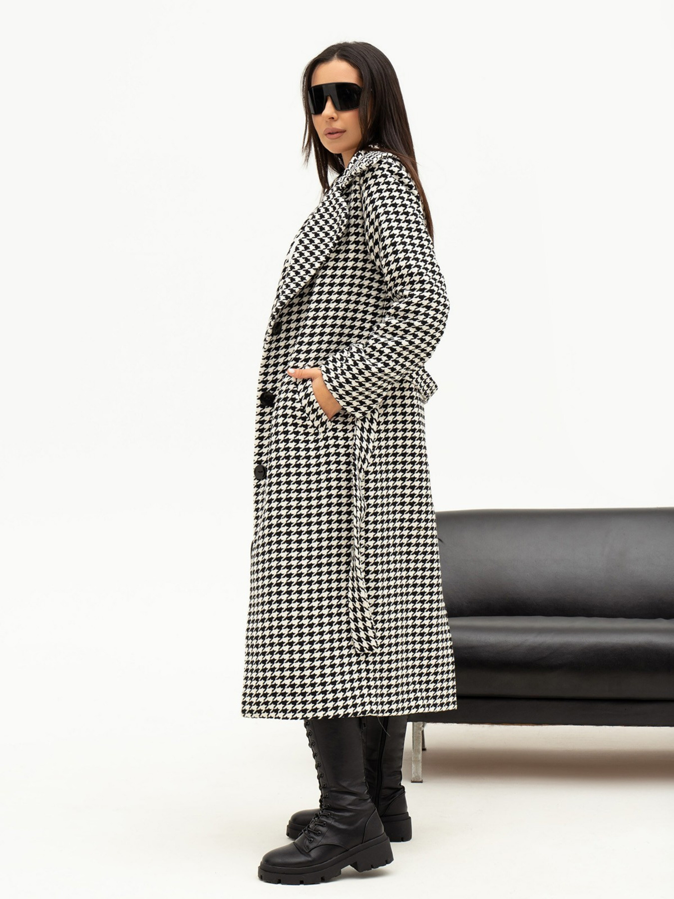 Пальто ISSA Plus модель 13707_blackwhite Фото
