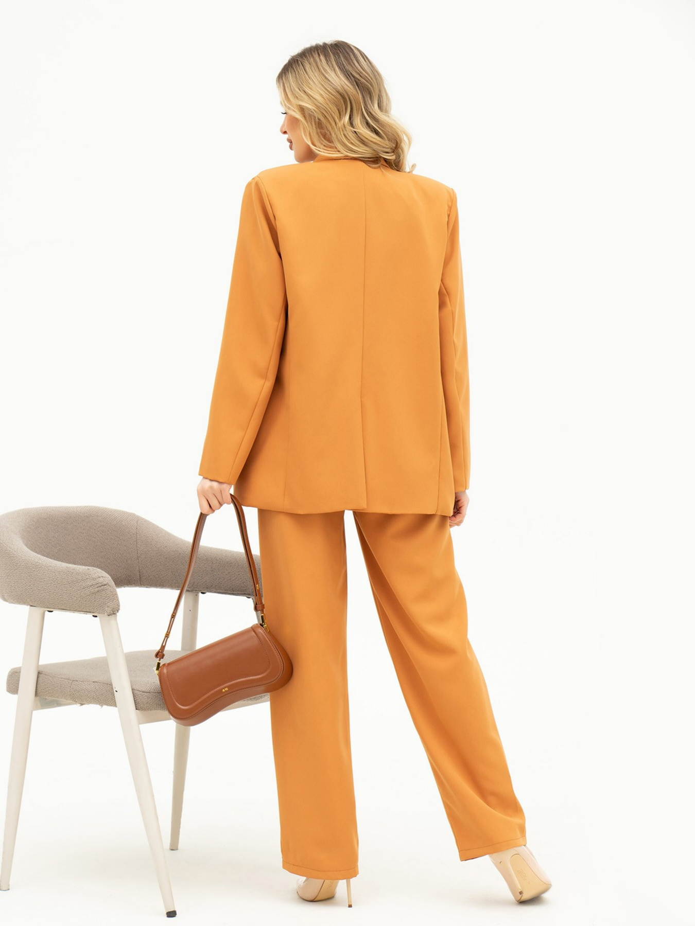 Деловой костюм ISSA Plus модель 13709_terracotta Фото