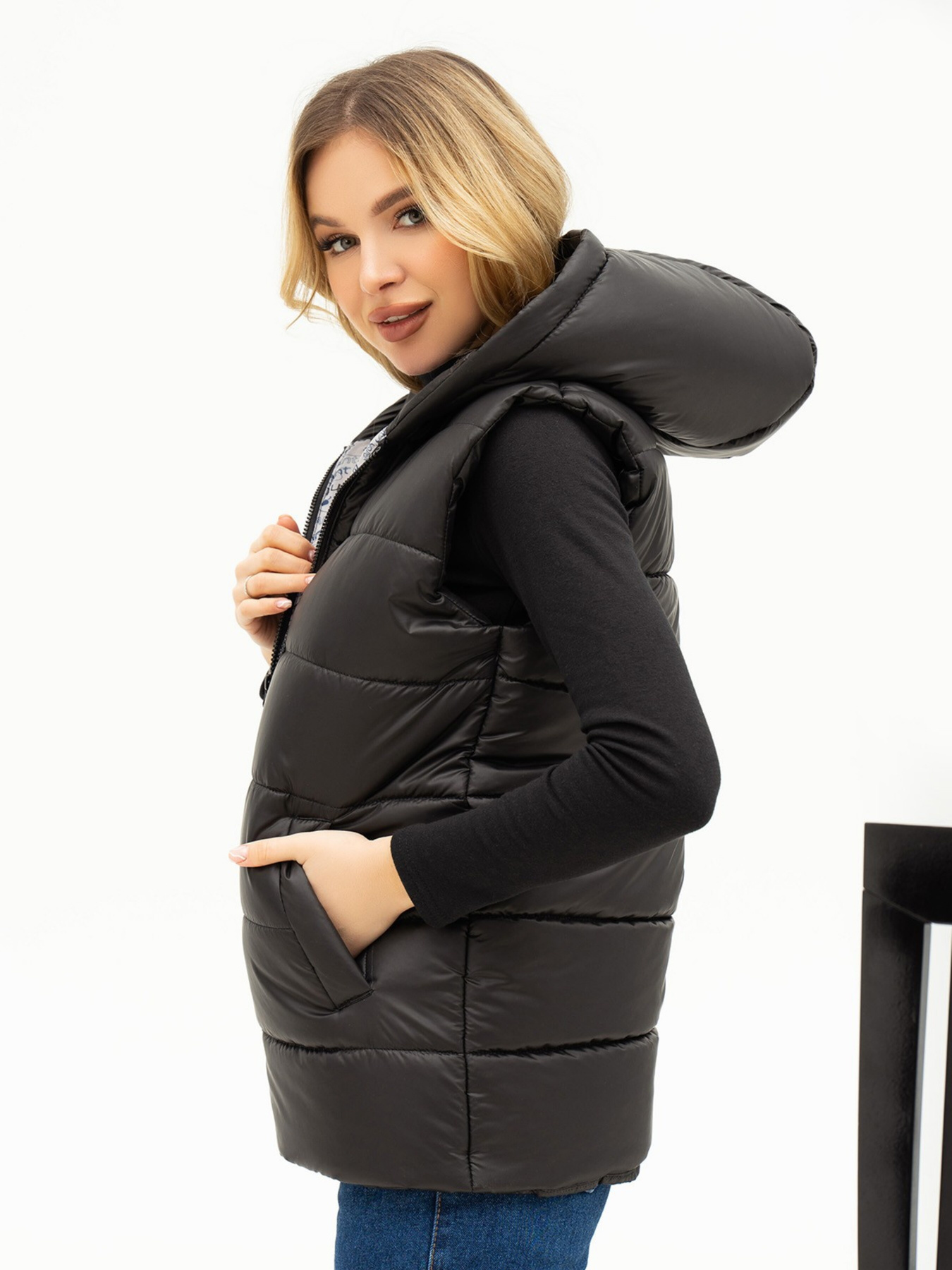 Утеплений жилет ISSA Plus модель SA-442_black Утеплений жилет ISSA Plus модель SA-442_black Фото