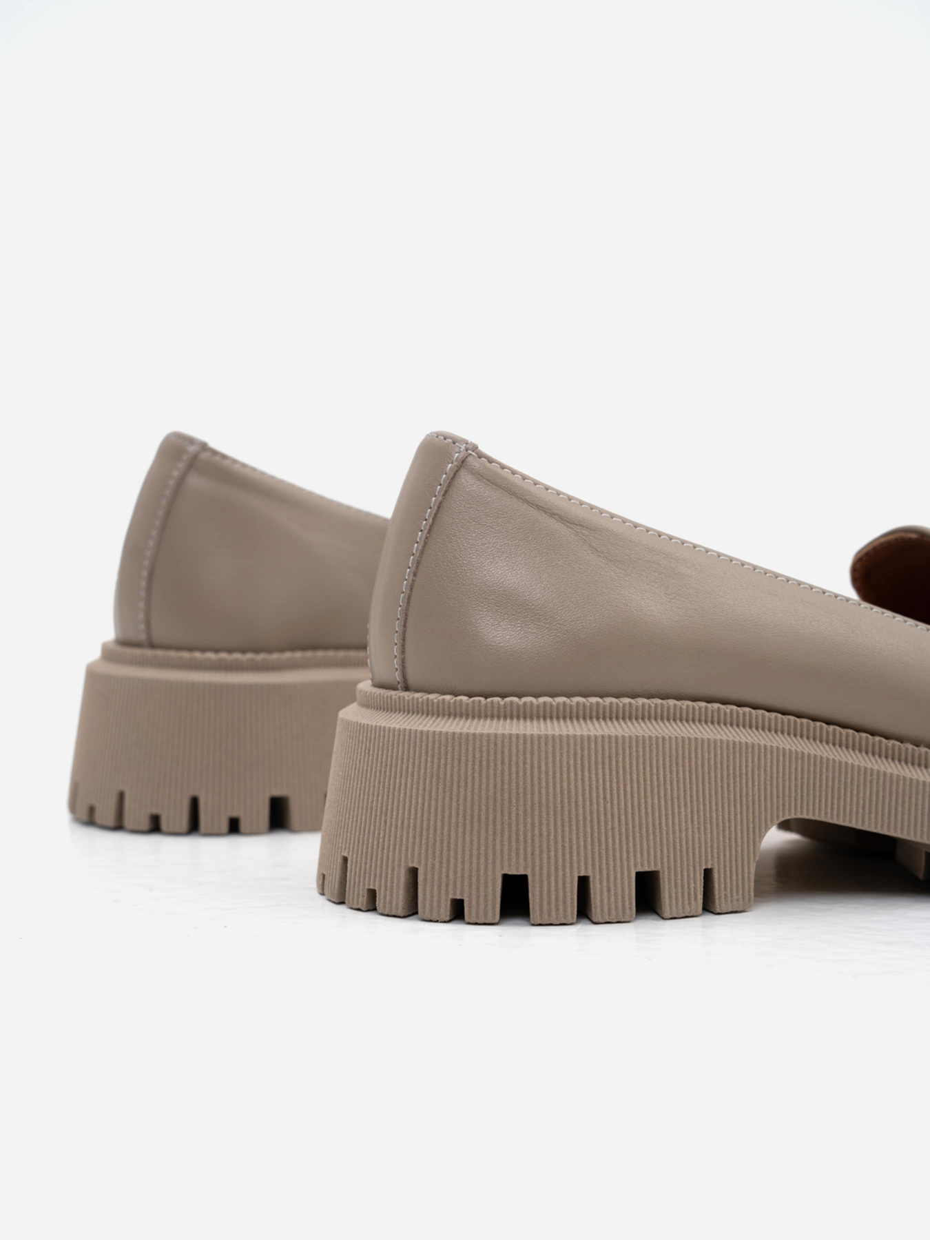 Лоферы ISSA Plus модель OB2-177_beige Фото