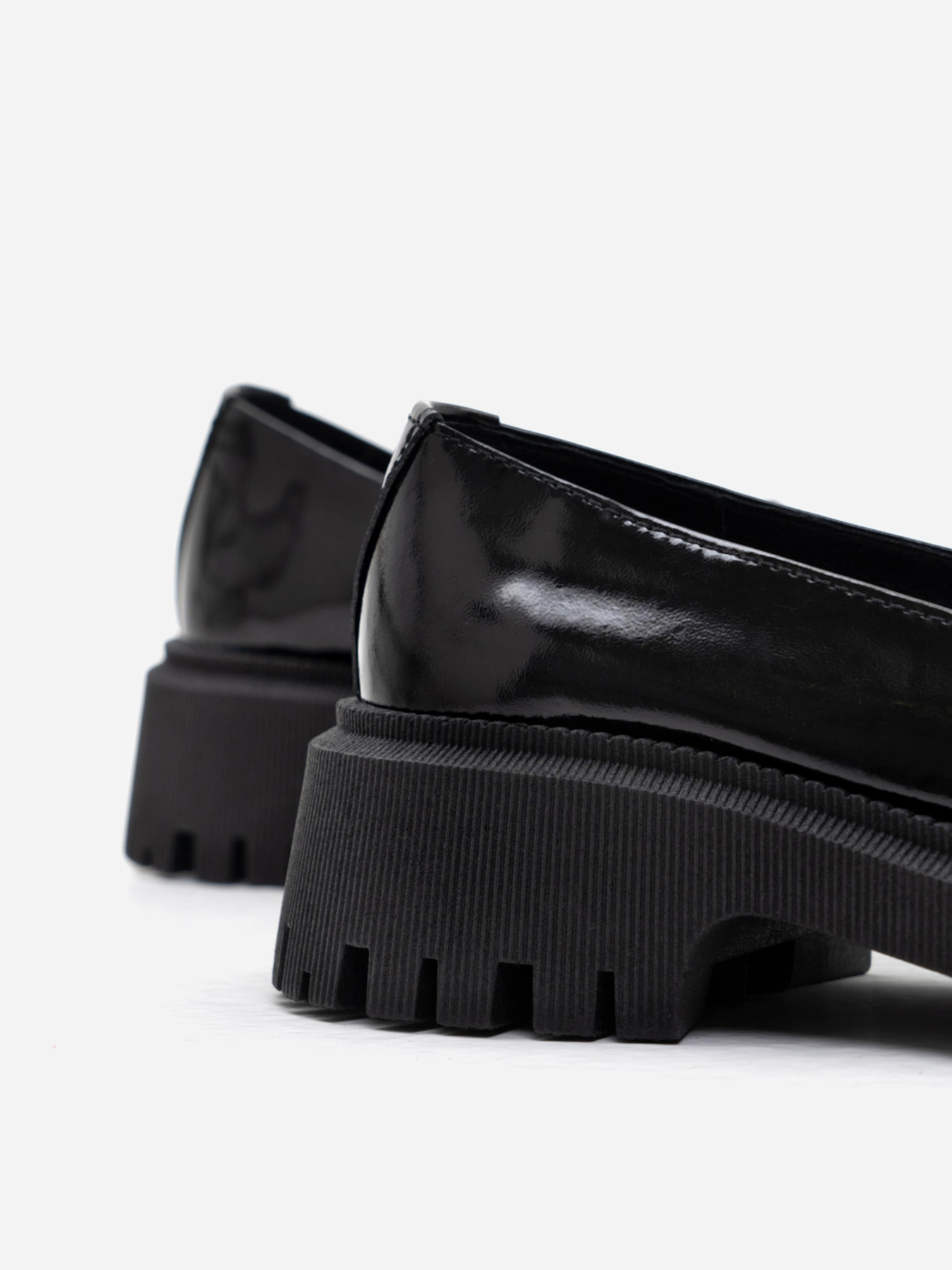 Лофери ISSA Plus модель OB2-178_black Лофери ISSA Plus модель OB2-178_black Фото