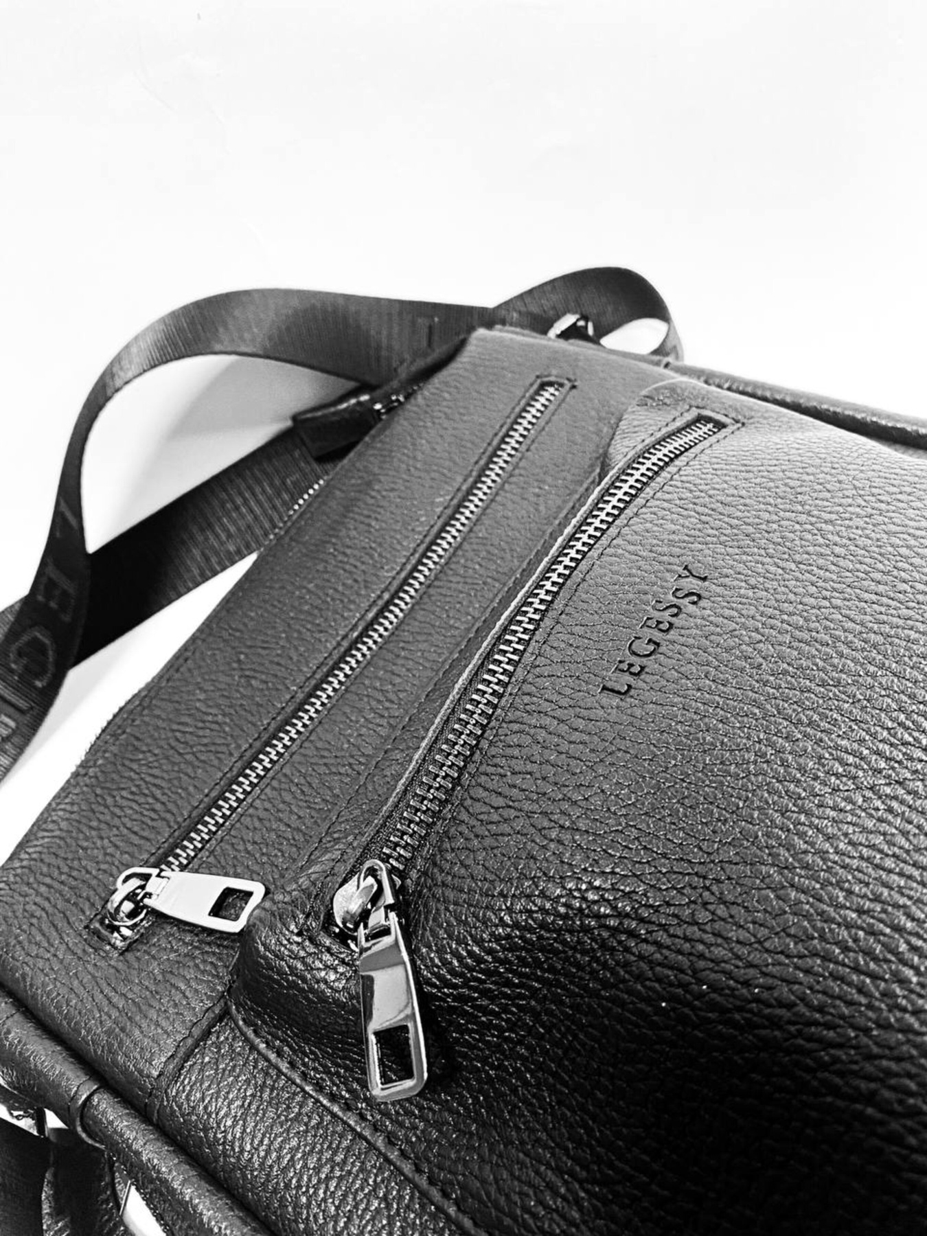 Мессенджер Legessy модель F016_3 Фото