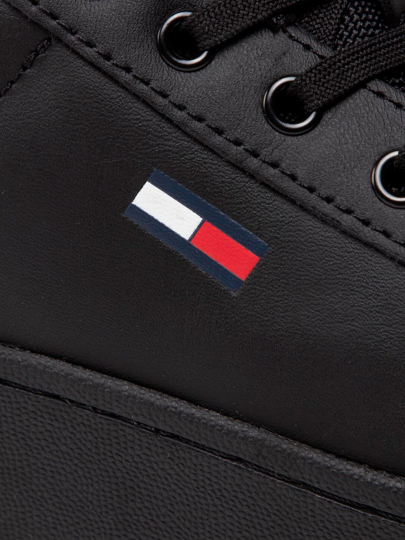 Кеды Tommy Hilfiger модель EN0EN02043-0GK Фото