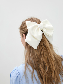 Большой белый бант. Luxury аксессуар для волос MyScarf модель mp169175 Фото