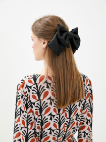 Большой черный бант. Luxury аксессуар для волос MyScarf модель mp196155 Фото