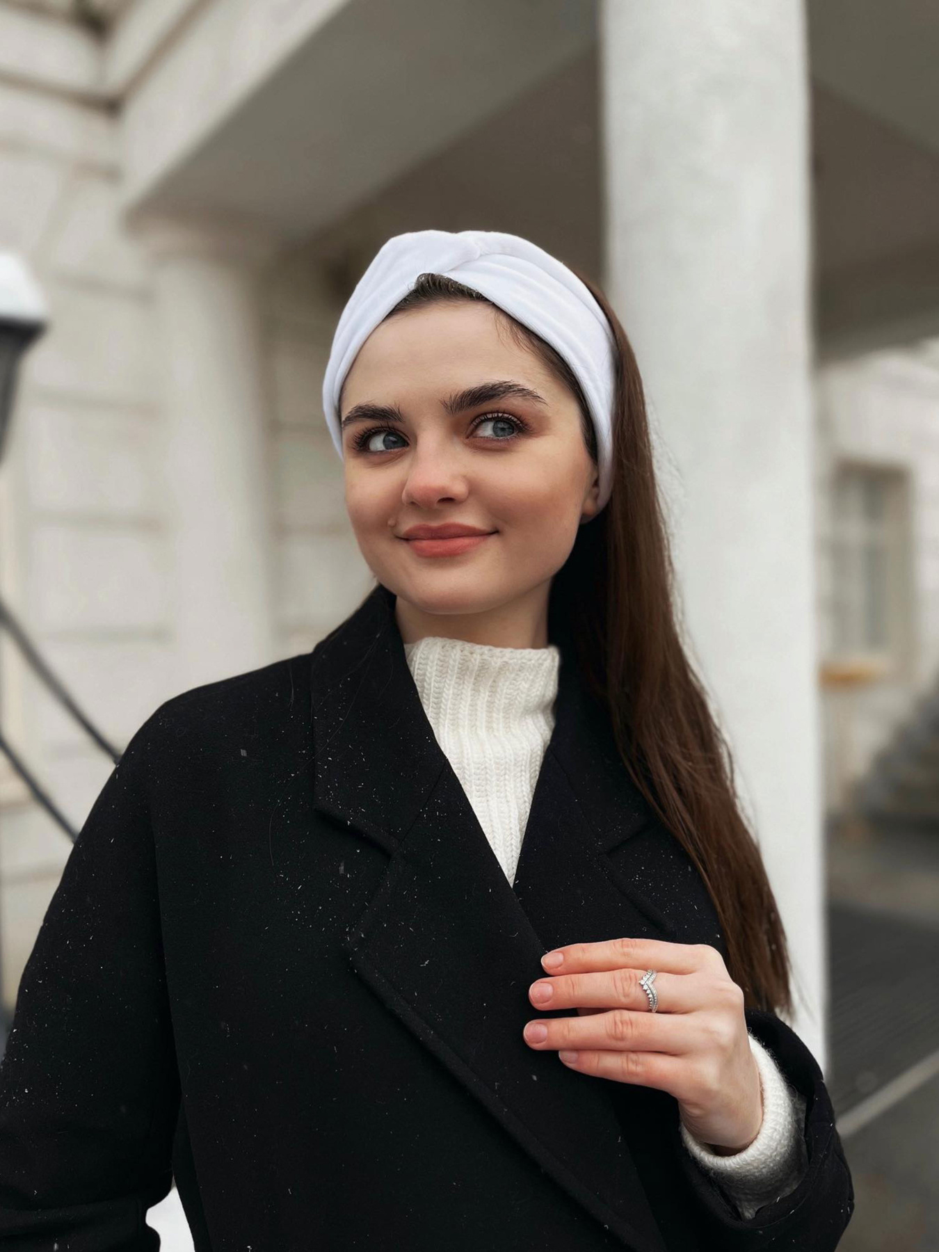 Белая бархатная повязка для волос MyScarf модель mp196163 Белая бархатная повязка для волос MyScarf модель mp196163 Фото