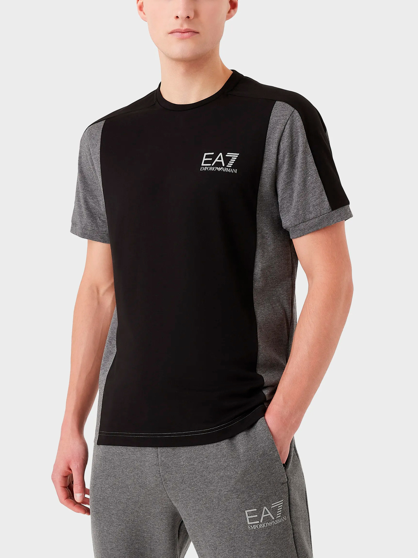 Футболки и поло EA7 модель 6LPT08-PJ02Z-1200 Фото