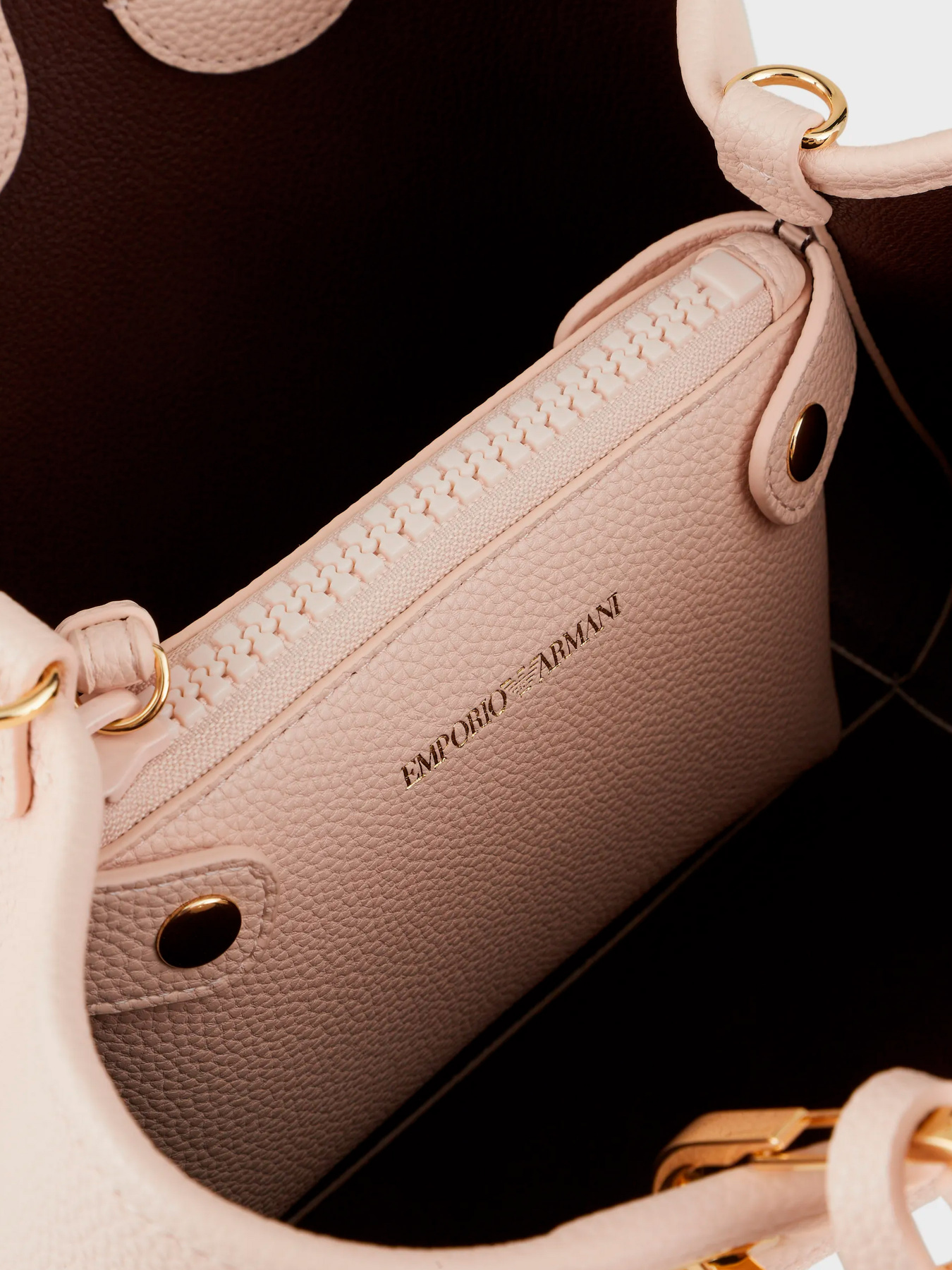 Сумки Emporio Armani модель Y3D166-YFO5B-88820 Фото