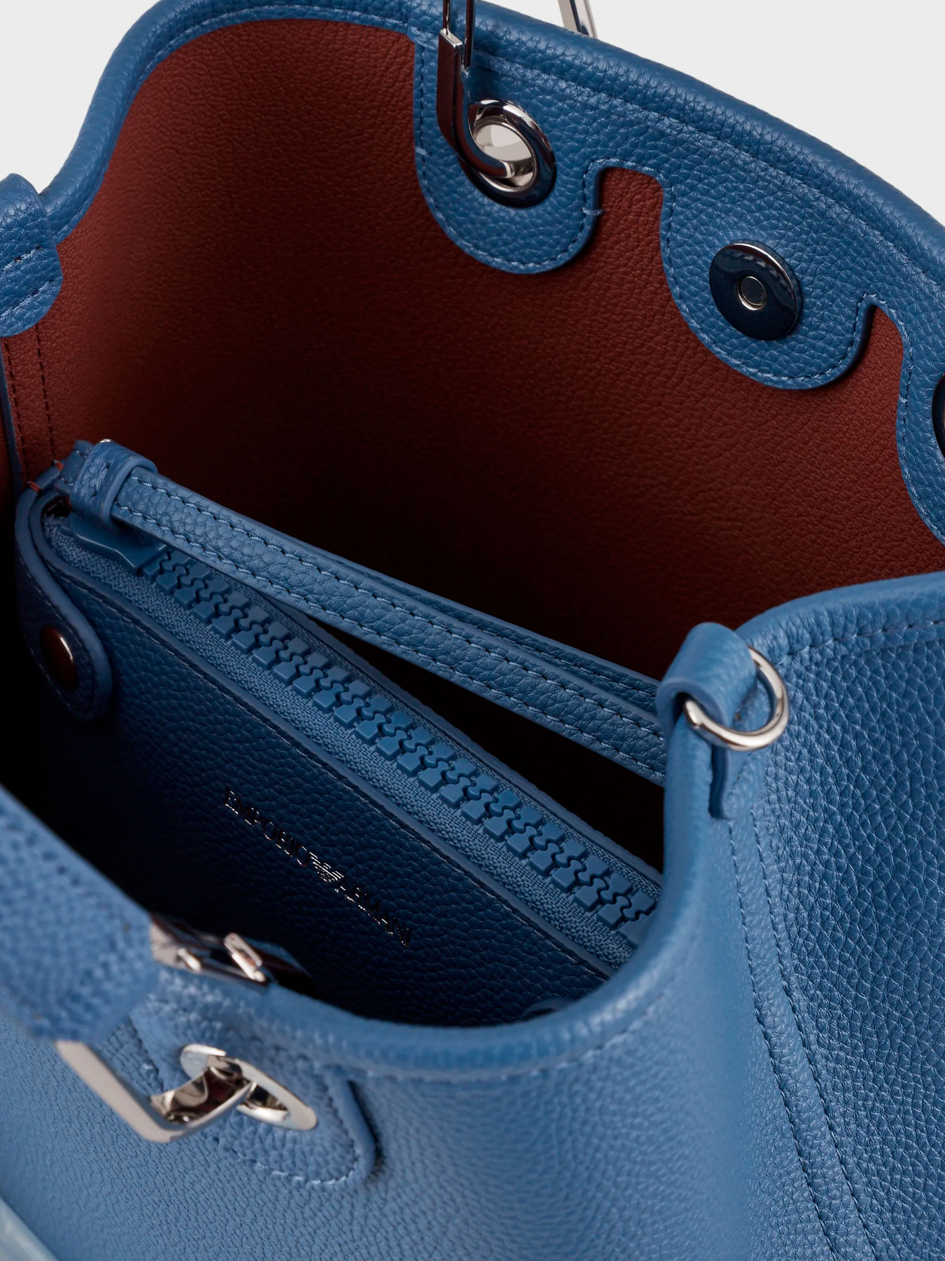 Сумки Emporio Armani модель Y3D255-YFO5E-89587 Фото