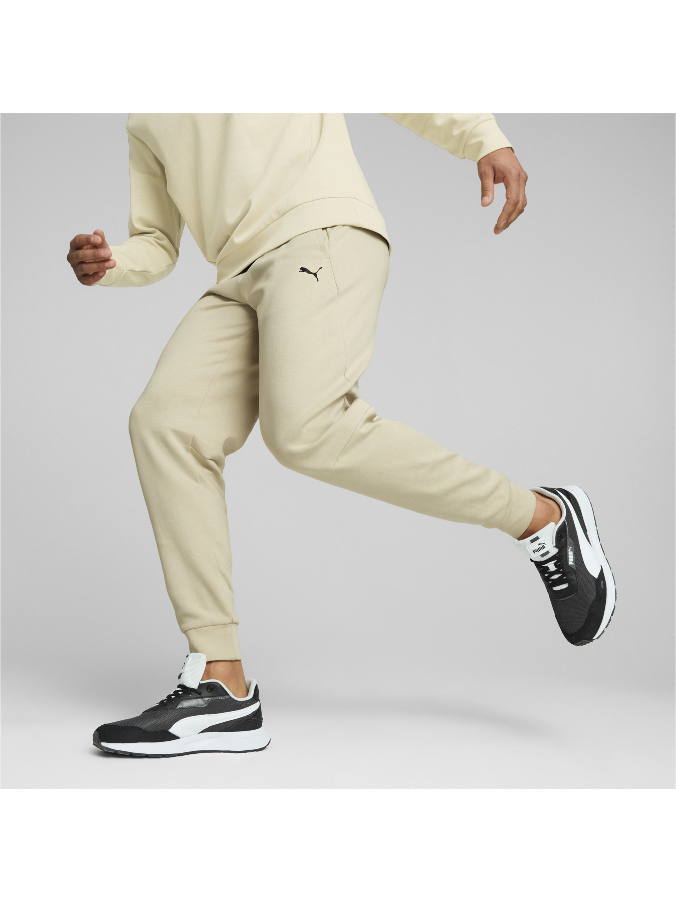 Штаны спортивные PUMA модель 673320 Штаны спортивные PUMA модель 673320 Фото