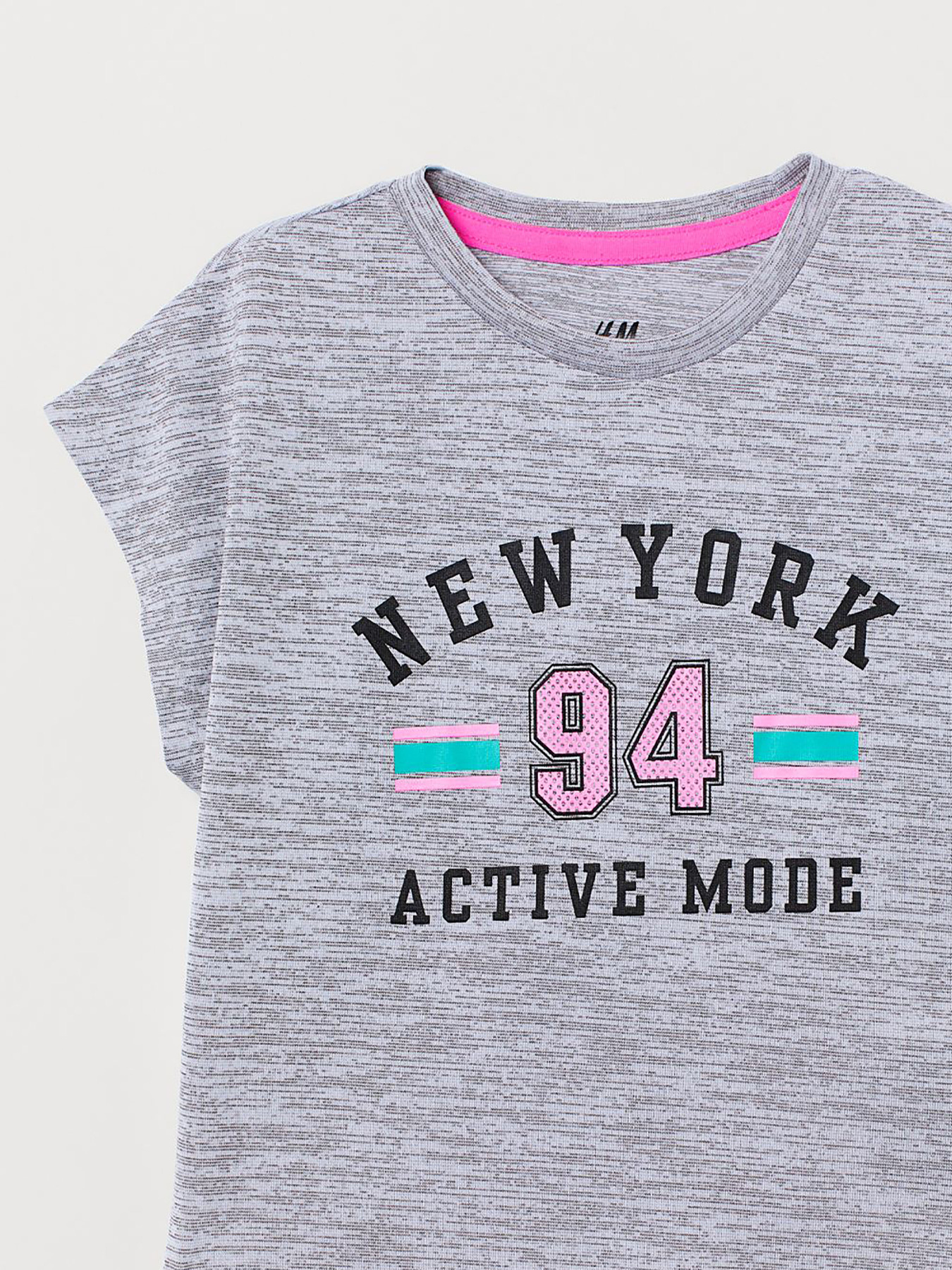 Спортивна футболка H&M модель 58731 Спортивна футболка H&M модель 58731 Фото