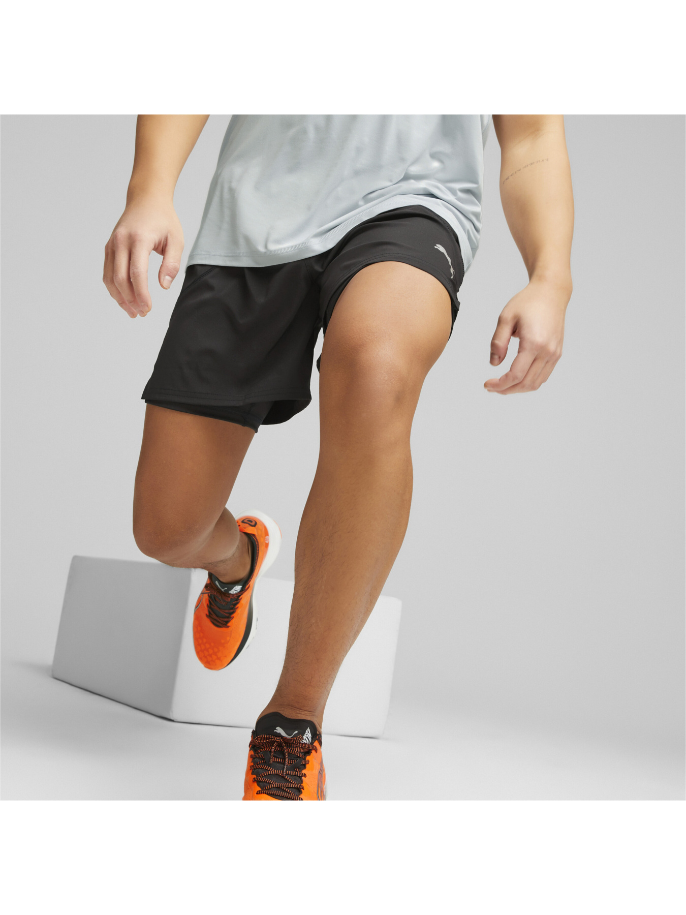 Шорты спортивные PUMA Run 2in1 5" Short модель 523277 Фото