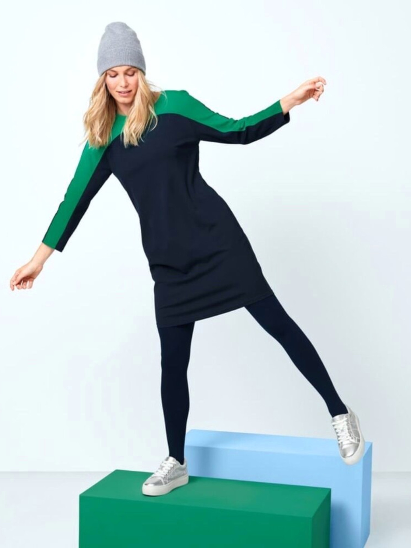 Платье мини Tchibo модель T1674812960 Фото