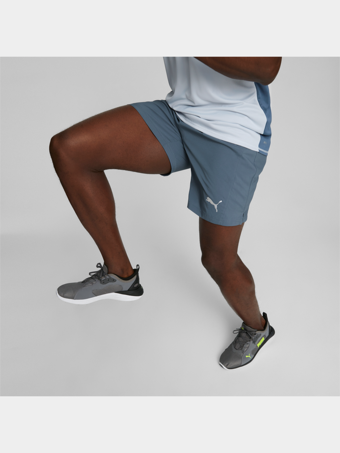 Спортивні шорти PUMA Run Fav Wvn 7" Session Short модель 520216 Фото