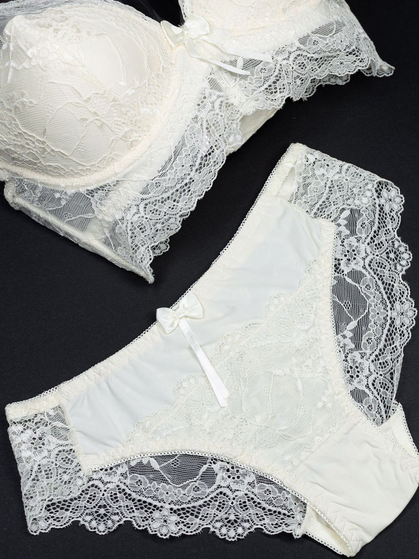 Комплект белья ISSA Plus модель BL2-418_milk Фото