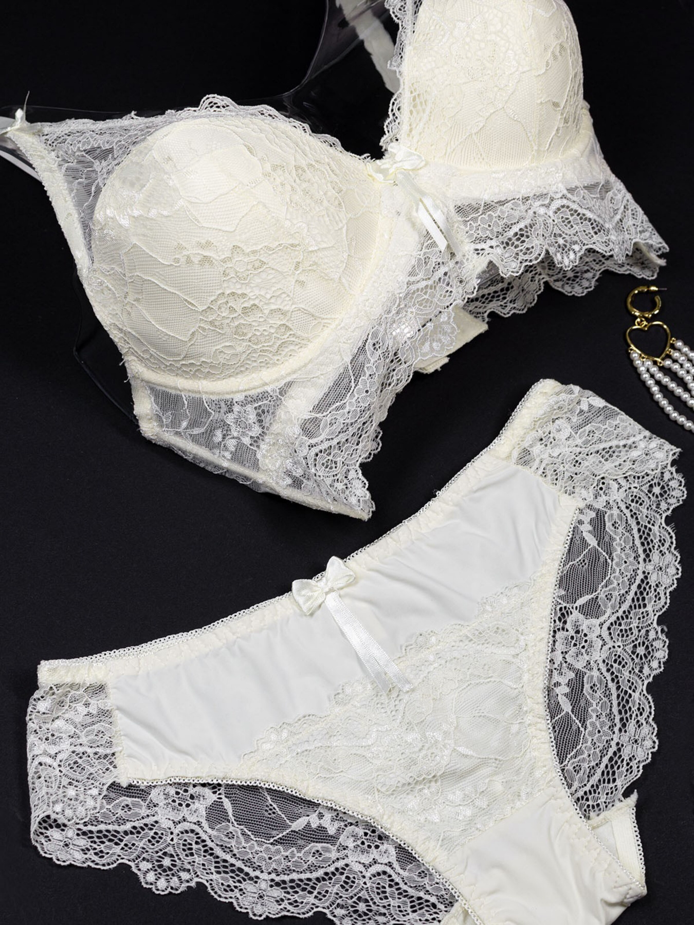 Комплект белья ISSA Plus модель BL2-418_milk Фото