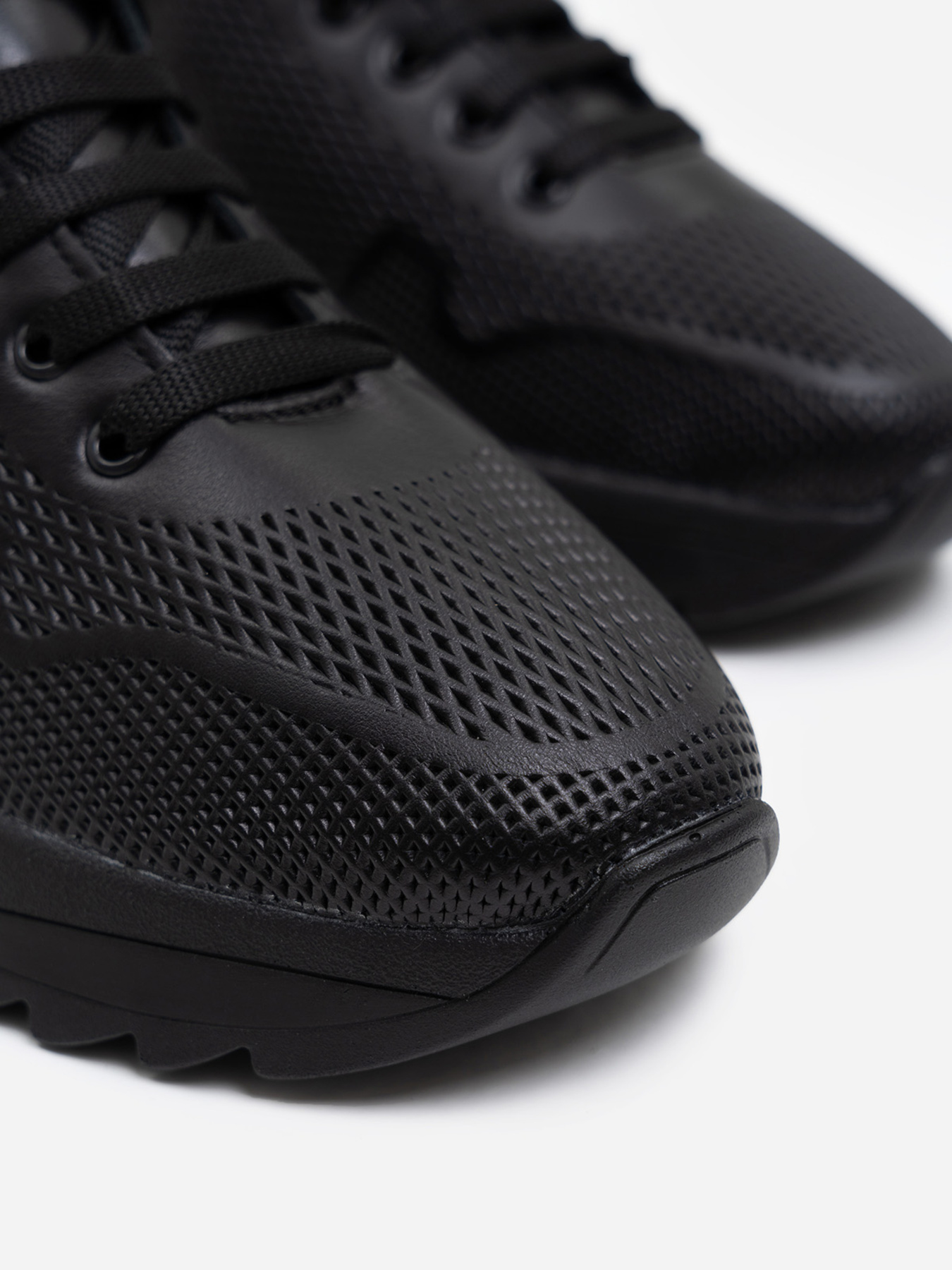 Кросівки ISSA Plus модель OB2-186_black Фото