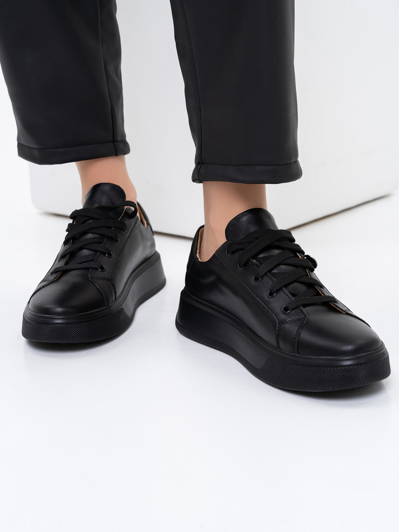 Кеды низкие ISSA Plus модель OB2-194_black Кеды низкие ISSA Plus модель OB2-194_black Фото