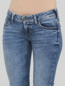 Зауженные джинсы Mustang Jeans модель 1011694 Фото