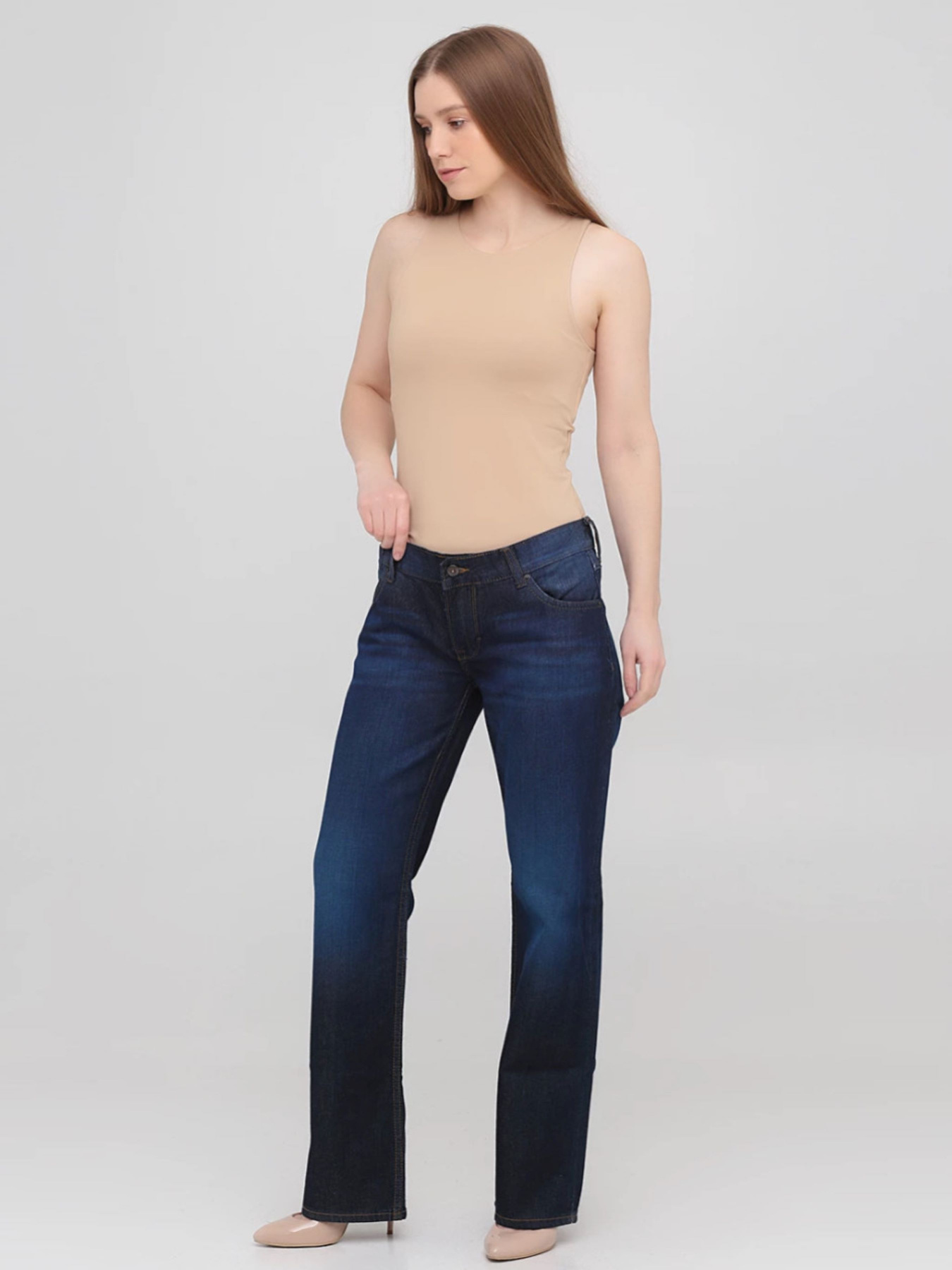 Прямые джинсы Mustang Jeans модель 1011529 Фото