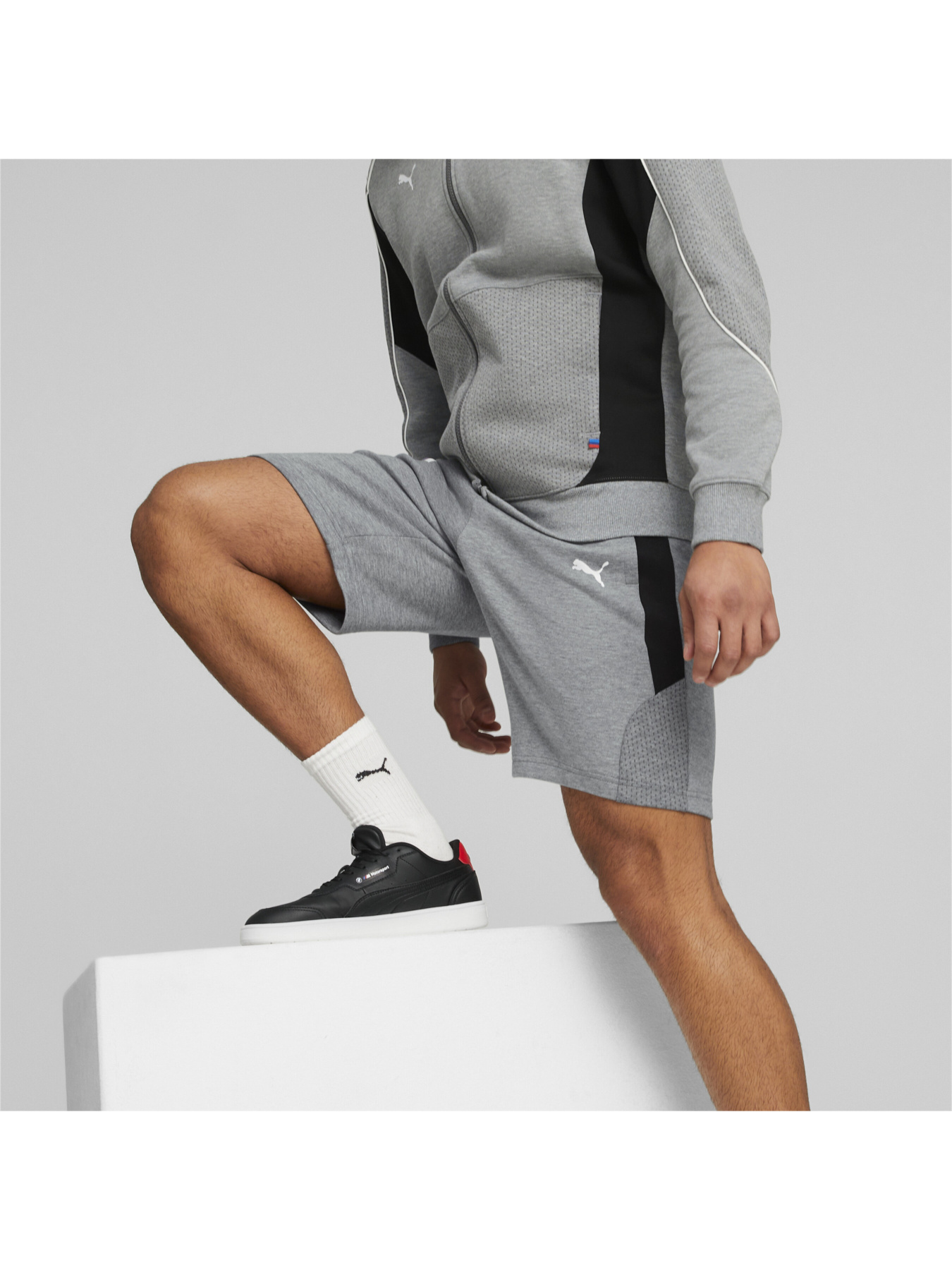 Шорты спортивные PUMA модель 538134 Шорты спортивные PUMA модель 538134 Фото