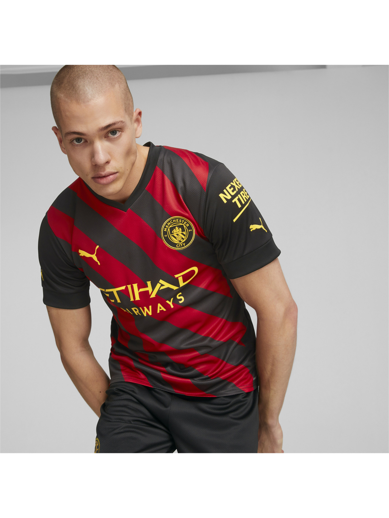 Футболка спортивна PUMA модель 765722 Фото