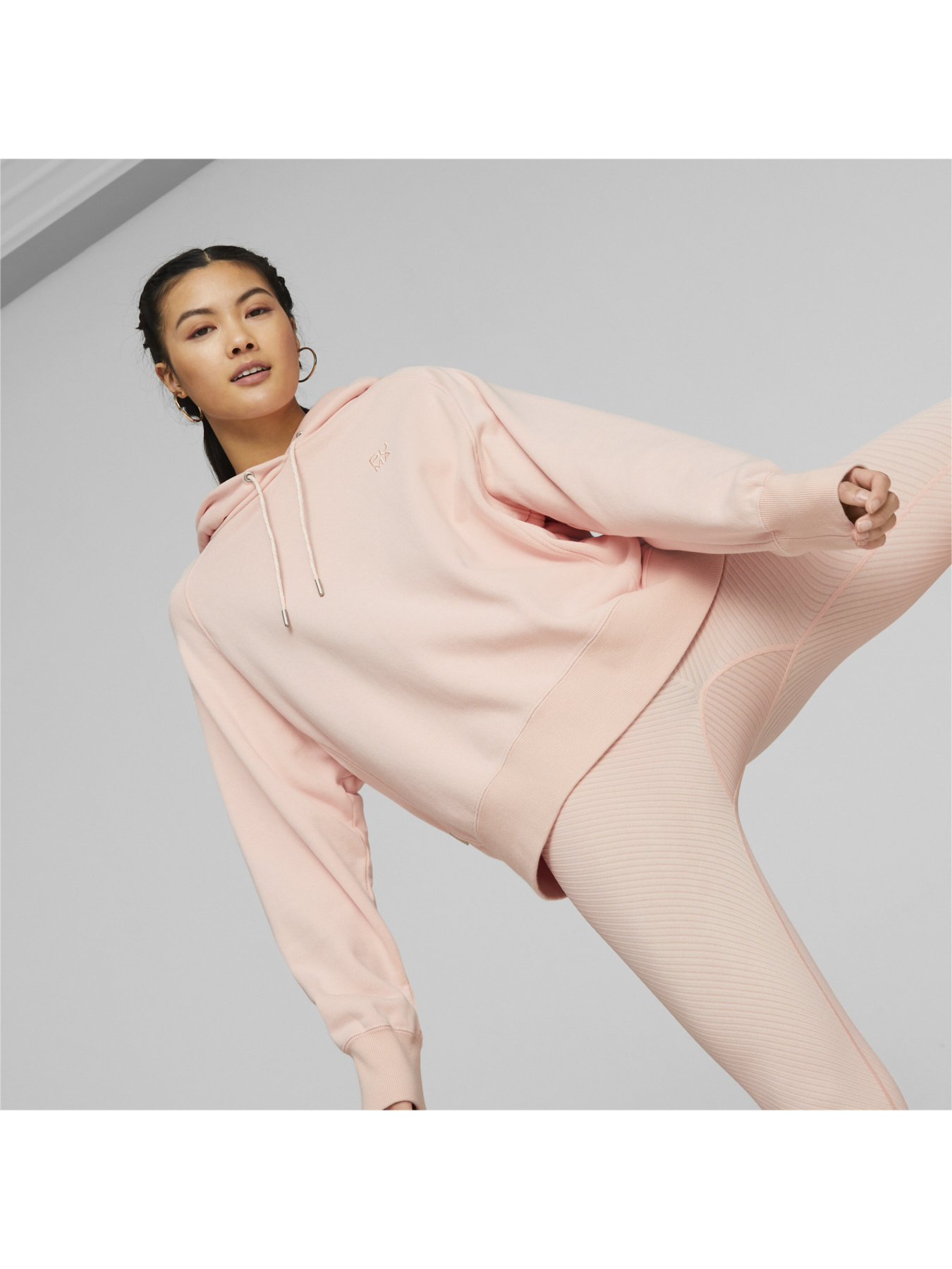 Худи PUMA Infuse Hoodie модель 538350 Фото