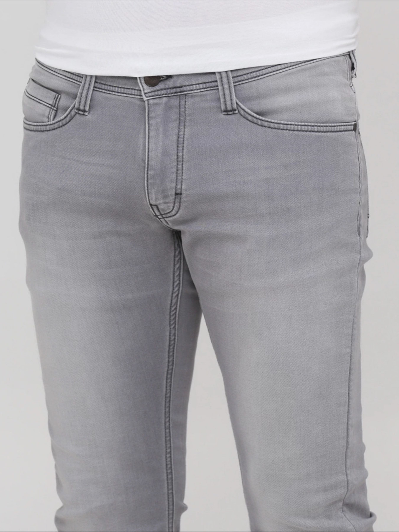 Зауженные джинсы Mustang Jeans модель 4010857 Фото