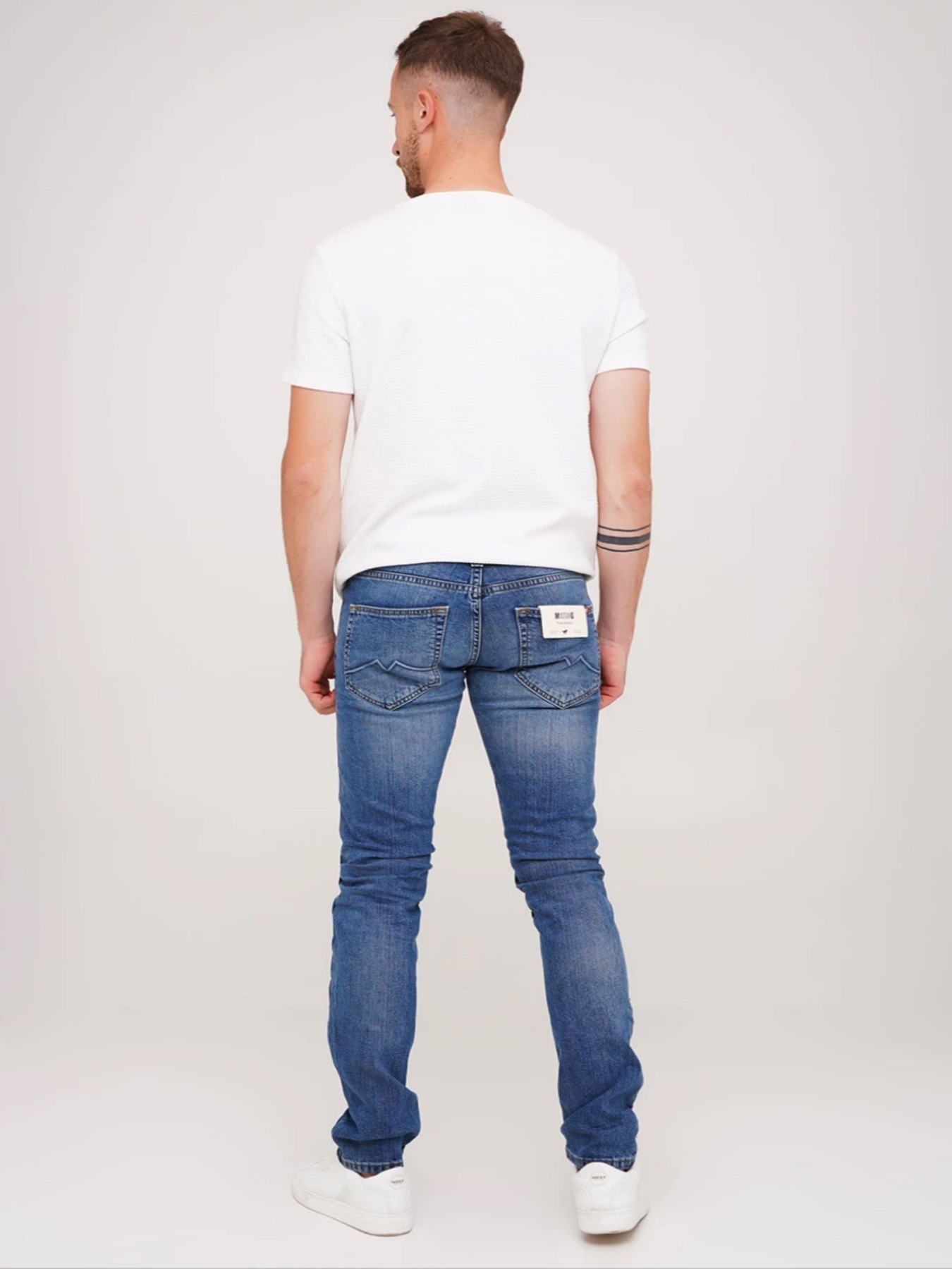 Зауженные джинсы Mustang Jeans модель 4010000 Фото