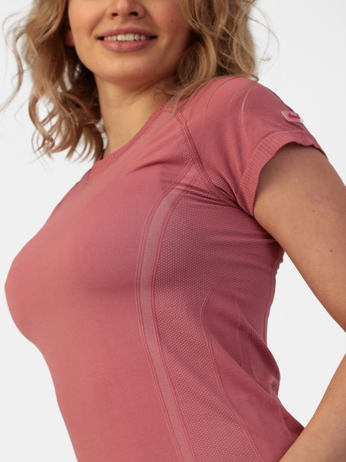 Спортивна футболка AVECS модель 30445-21 Фото