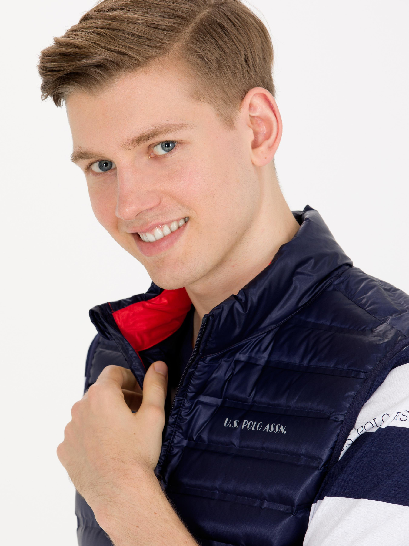 Утепленный жилет US Polo модель G081SZ010.000.1585380.VR033 Фото