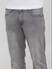 Прямые джинсы Mustang Jeans модель 1007695 Фото