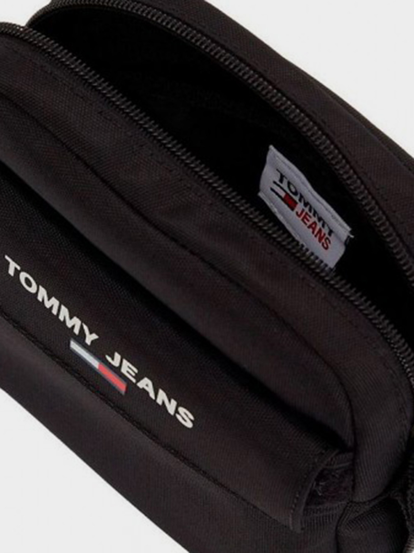 Сумки Tommy Hilfiger модель AM0AM08645-BDS Фото