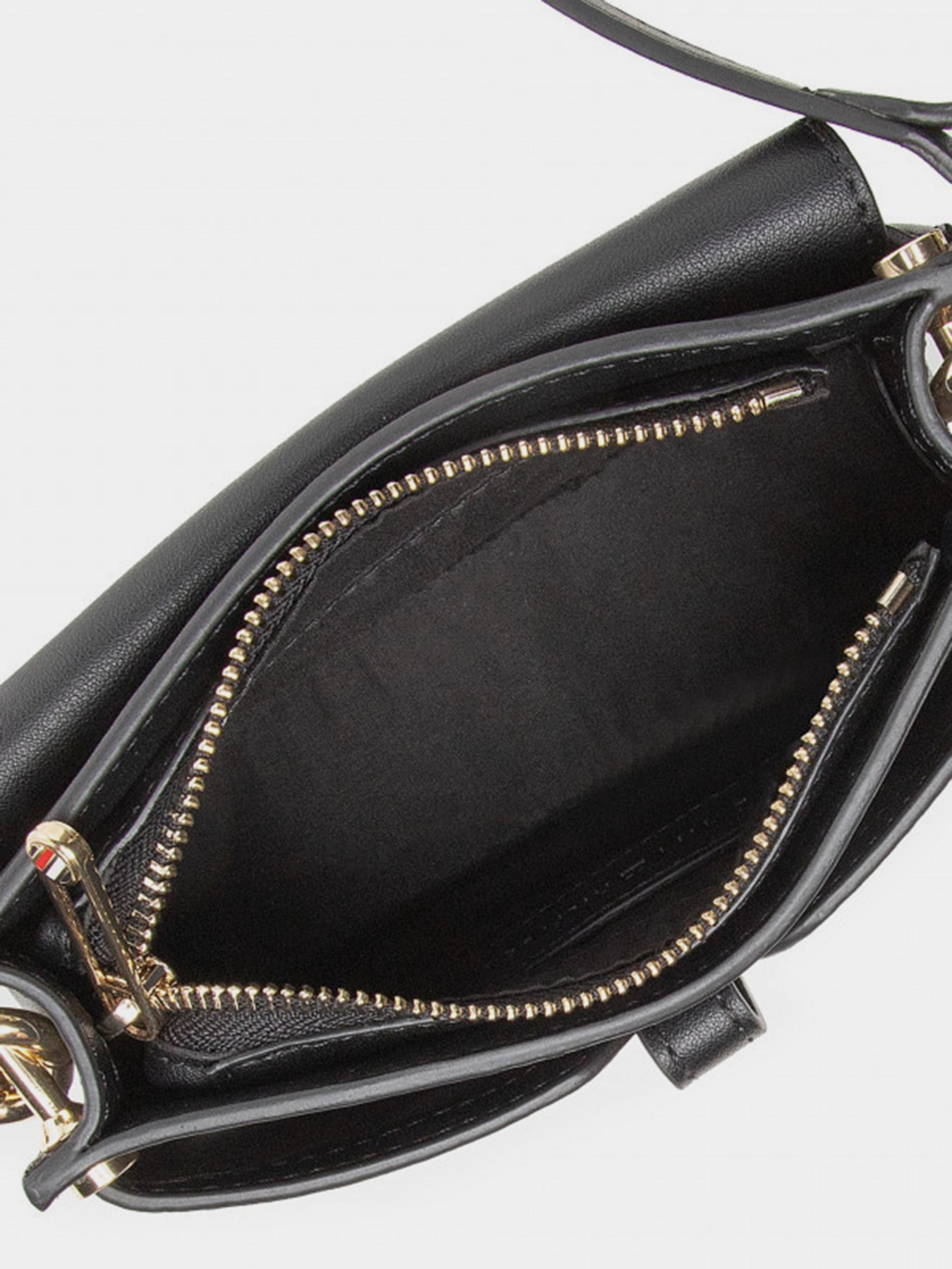 Сумки Tommy Hilfiger модель AW0AW10931-BDS Фото