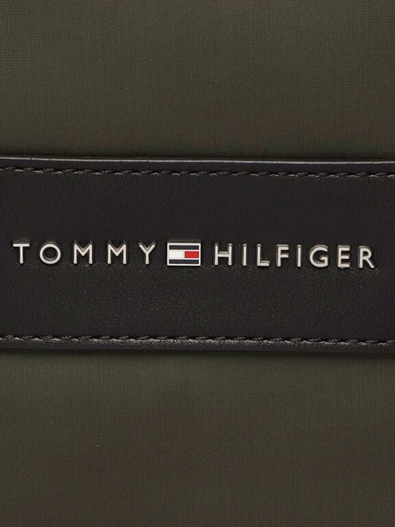 Сумки Tommy Hilfiger модель AM0AM10570-RBN Фото