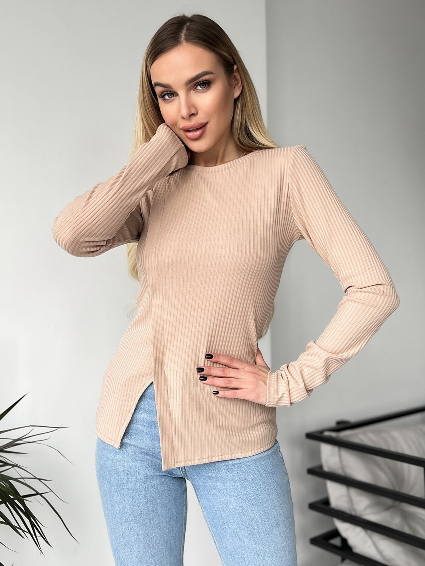 Свитер ISSA Plus модель 13722_beige Фото
