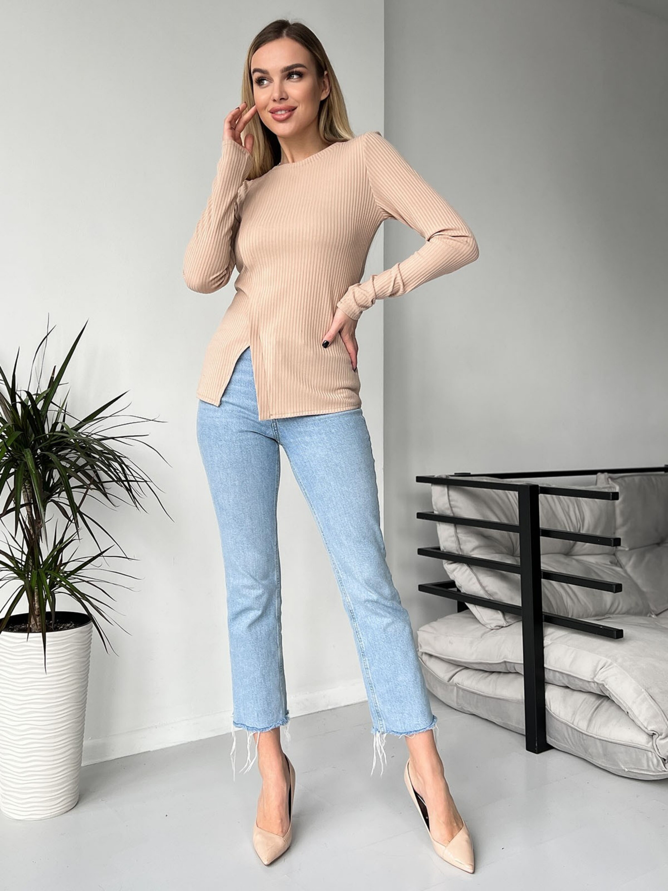 Свитер ISSA Plus модель 13722_beige Фото