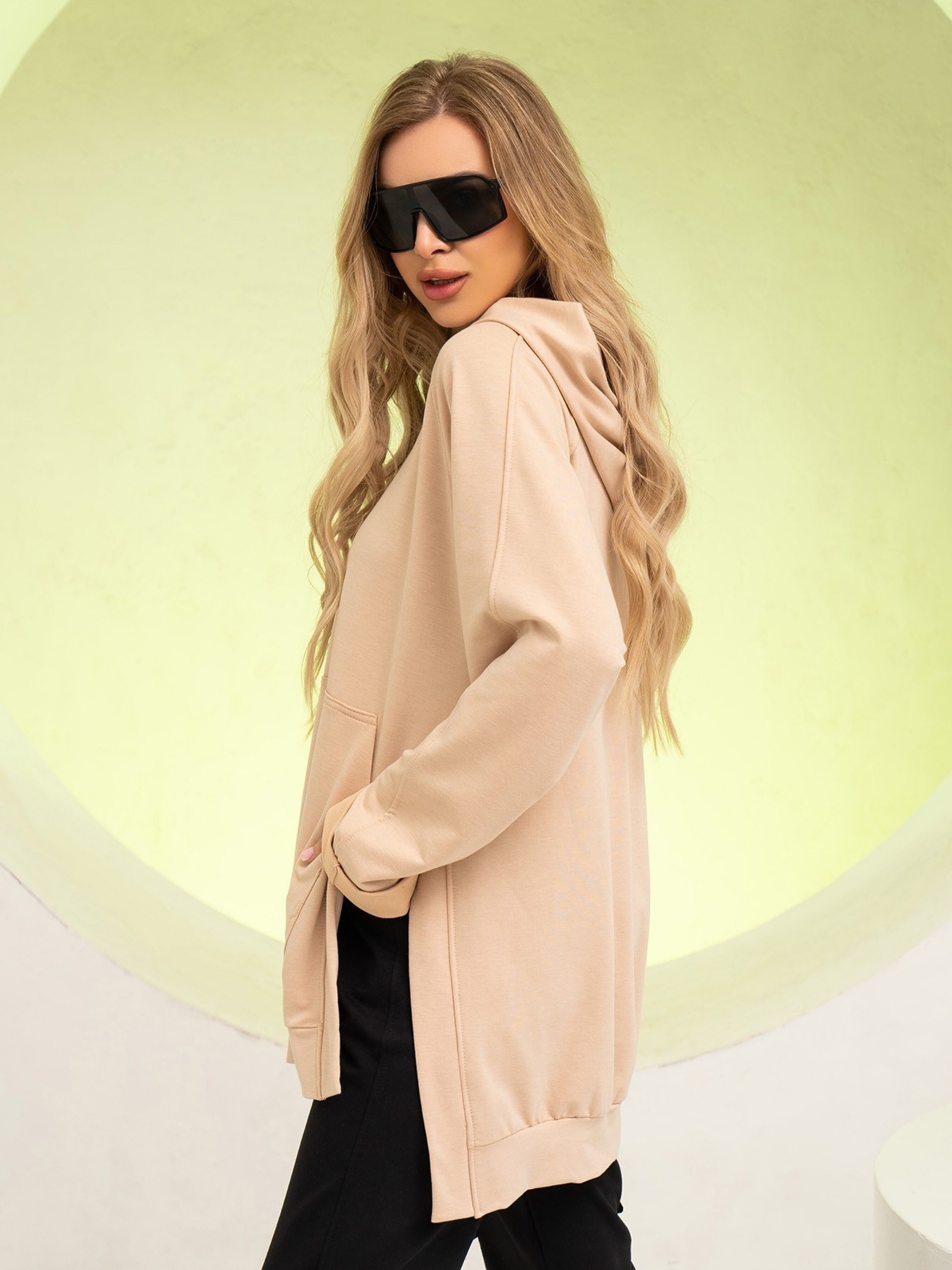 Худи ISSA Plus модель 13743_beige Худи ISSA Plus модель 13743_beige Фото